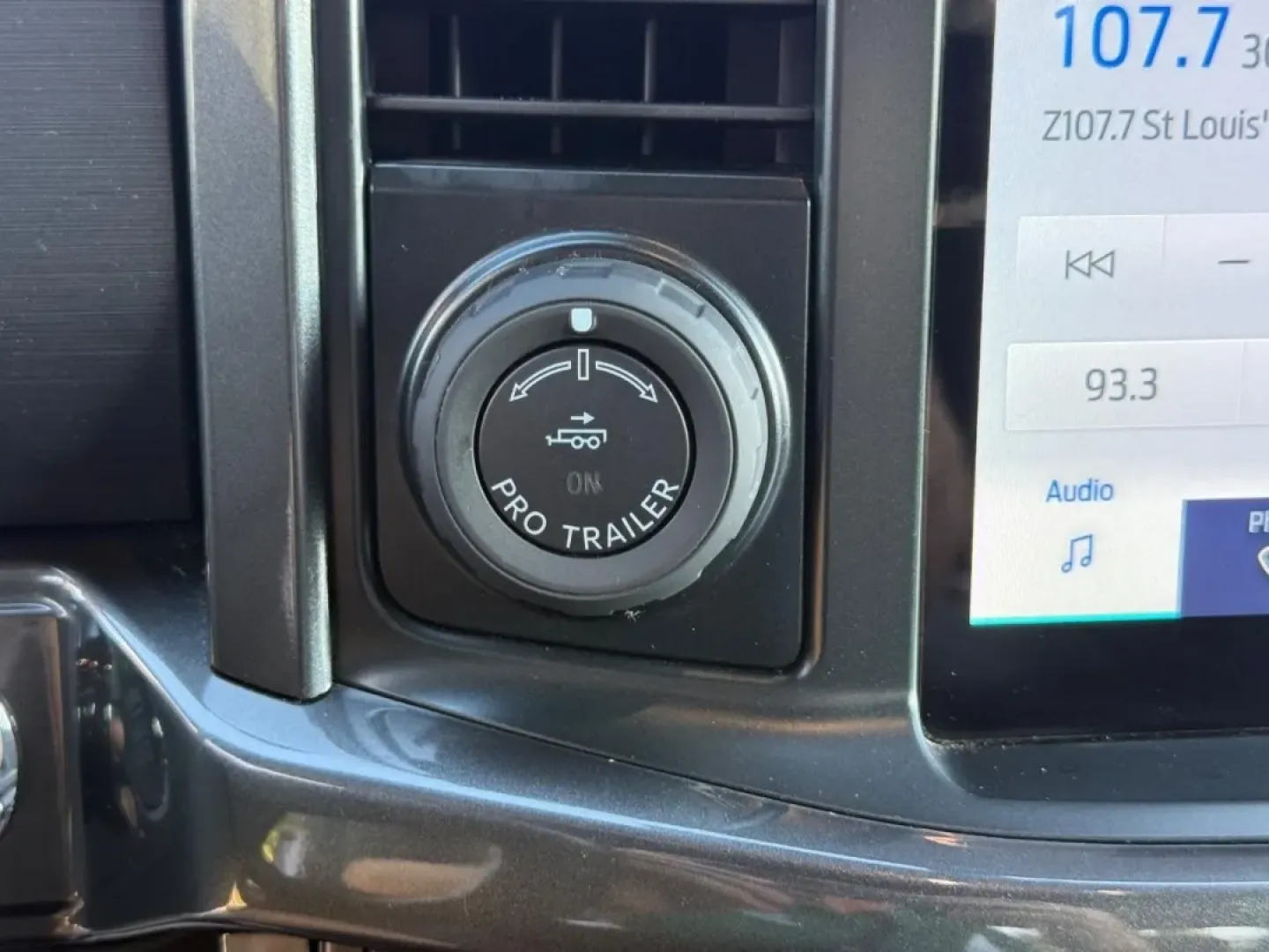 2022 /Black Cloth Ford F-150 XLT (1FTFW1E83NK) with an 3.5L V6 engine, Automatic transmission, located at 970 Woodlawn Dr., Farmington, MO, 63640, (573) 431-7800, 37.825642, -90.468674 - **Discover Your Next Adventure with This 2022 Ford F-150 at Pettus CDJR Farmington!**<br /> <br /> If you're someone who thrives on adventure, whether it's taking the family out for a weekend camping trip or tackling tough terrains with your buddies, the 2022 Ford F-150 is your perfect partner. With - Photo#15
