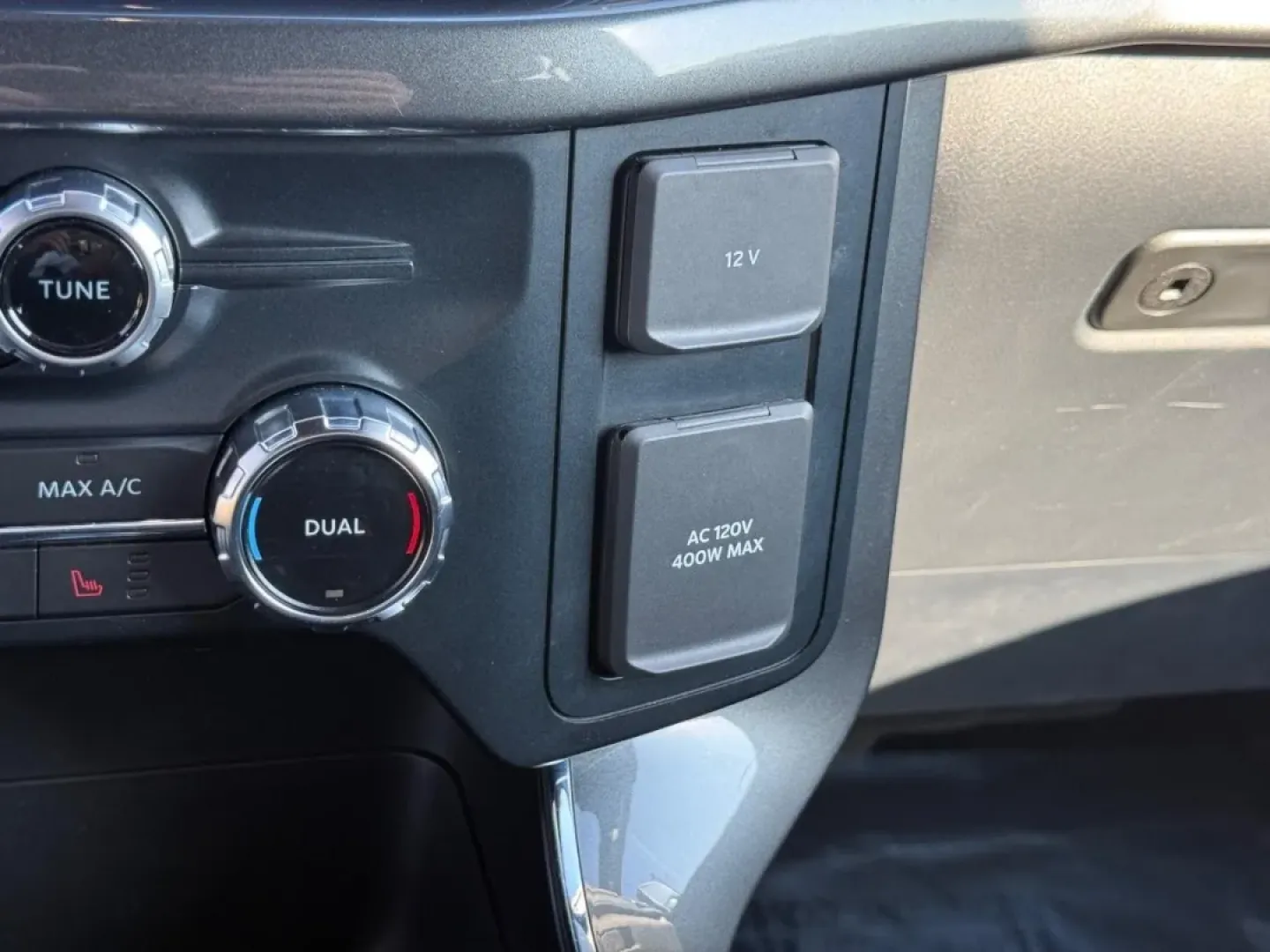 2022 /Black Cloth Ford F-150 XLT (1FTFW1E83NK) with an 3.5L V6 engine, Automatic transmission, located at 970 Woodlawn Dr., Farmington, MO, 63640, (573) 431-7800, 37.825642, -90.468674 - **Discover Your Next Adventure with This 2022 Ford F-150 at Pettus CDJR Farmington!**<br /> <br /> If you're someone who thrives on adventure, whether it's taking the family out for a weekend camping trip or tackling tough terrains with your buddies, the 2022 Ford F-150 is your perfect partner. With - Photo#20