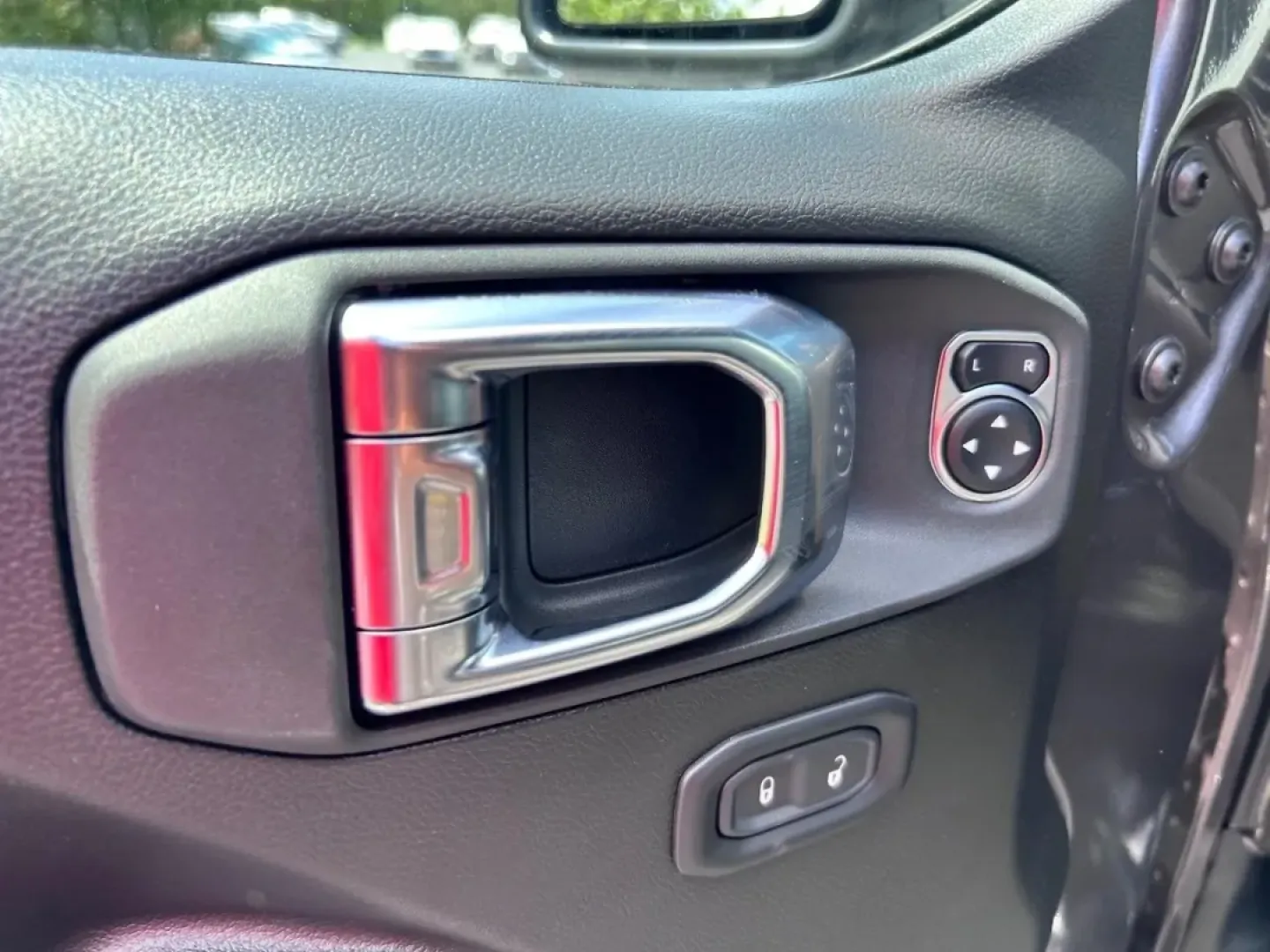 2025 /Black Cloth Jeep Wrangler Sport S (1C4PJXDG0SW) with an 3.6L V6 24V VVT UPG I engine, located at 970 Woodlawn Dr., Farmington, MO, 63640, (573) 431-7800, 37.825642, -90.468674 - **Unleash Adventure with the 2025 Jeep Wrangler at Pettus CDJR Farmington!**<br /> <br /> Are you ready to conquer the wild while keeping your family comfortable? The 2025 Jeep Wrangler is your ticket to endless adventures, whether it's a weekend camping trip, a tailgate party, or off-roading in the - Photo#15