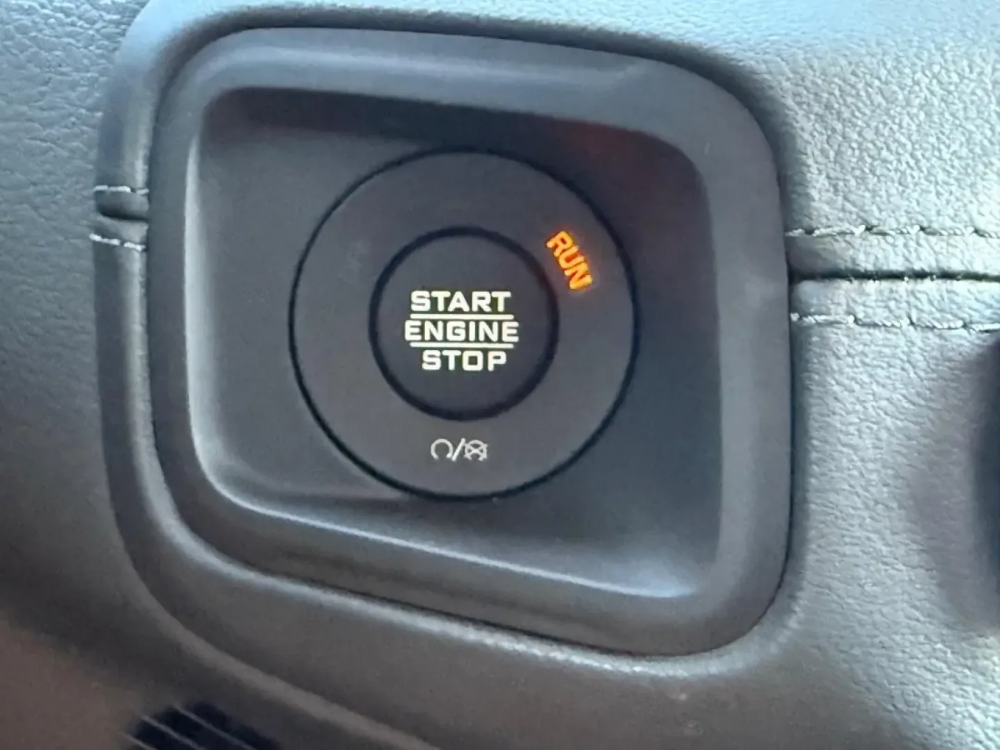 2025 /Black Leather Jeep Wrangler Sahara (1C4PJXEG2SW) with an 3.6L V6 engine, Automatic transmission, located at 970 Woodlawn Dr., Farmington, MO, 63640, (573) 431-7800, 37.825642, -90.468674 - Adventure awaits with the 2025 Jeep Wrangler Sahara, an SUV designed for those who crave both rugged exploration and everyday practicality. Perfect for weekend getaways to nearby destinations like the Mark Twain National Forest or leisurely drives through vibrant neighborhoods in Farmington, MO, thi - Photo#10