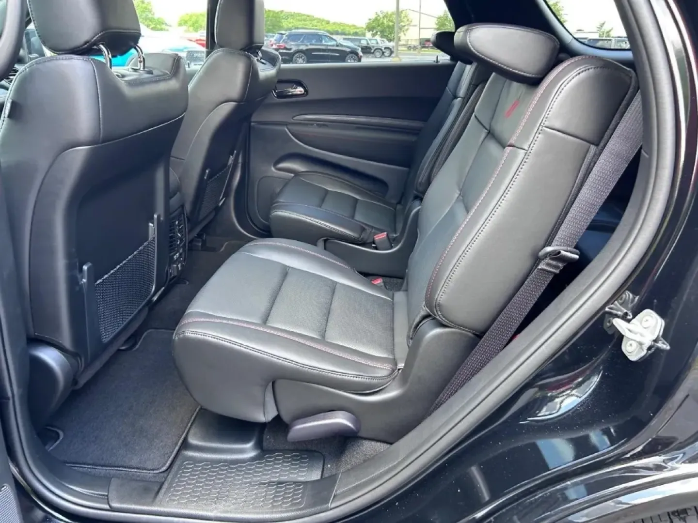 2025 /Black Leather Dodge Durango GT Plus (1C4RDJDG6SC) with an 3.6L V6 24V VVT UPG I engine, Automatic transmission, located at 970 Woodlawn Dr., Farmington, MO, 63640, (573) 431-7800, 37.825642, -90.468674 - **Conquer Your Next Adventure with the 2025 Dodge Durango at Pettus CDJR Farmington!**<br /> <br /> Are you ready to elevate your family outings or weekend adventures? Imagine driving through the stunning landscapes of the Ozarks, all while enjoying the comfort and performance of the 2025 Dodge Dura - Photo#8