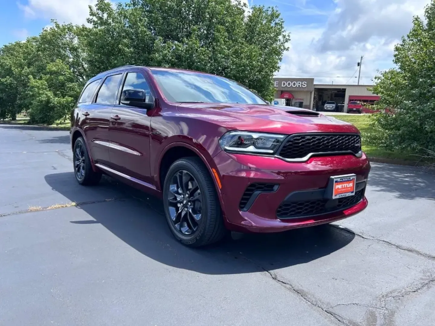2025 /Black Leather Dodge Durango R/T Plus (1C4SDJCT4SC) with an 5.7L V8 HEMI MDS VVT engine, Automatic transmission, located at 970 Woodlawn Dr., Farmington, MO, 63640, (573) 431-7800, 37.825642, -90.468674 - **Experience Adventure with the 2025 Dodge Durango Available Now at Pettus CDJR Farmington!**<br /> <br /> Are you ready to elevate your family outings or weekend adventures? Look no further than the stunning 2025 Dodge Durango, now available at Pettus CDJR Farmington! This SUV isn't just a vehicle - Photo#0