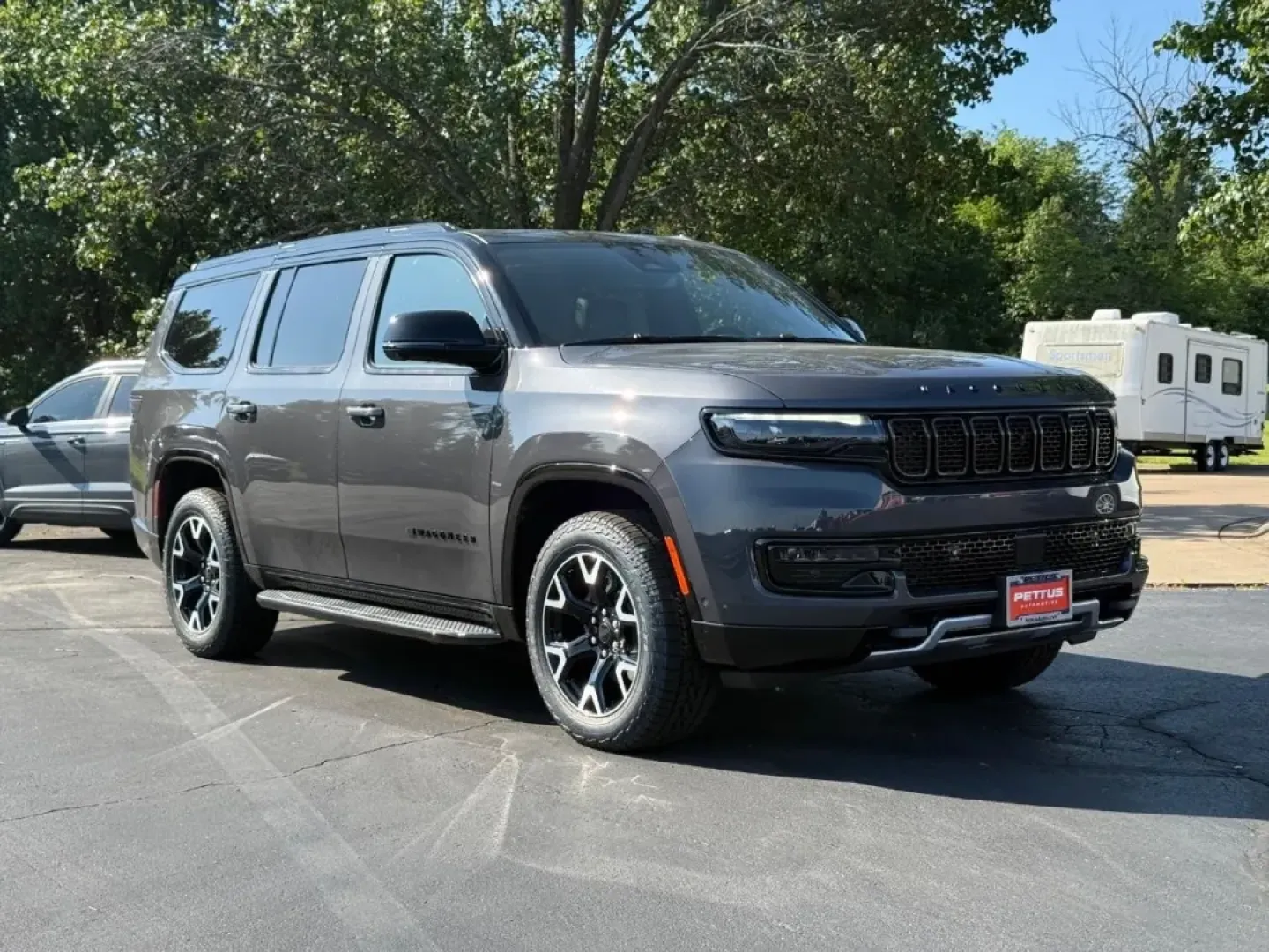 2025 /Global Black Leather Jeep Wagoneer Series II (1C4SJVBP4SS) with an 3.0L I6 Hurricane SO Twin Turbo ESS engine, Automatic transmission, located at 970 Woodlawn Dr., Farmington, MO, 63640, (573) 431-7800, 37.825642, -90.468674 - **Conquer the Road in Style with the 2025 Jeep Wagoneer from Pettus CDJR Farmington!**<br /> <br /> Are you ready for unforgettable weekend adventures or family road trips? Look no further than the 2025 Jeep Wagoneer from Pettus CDJR Farmington! With its striking Balti Gray exterior and robust perfo - Photo#0