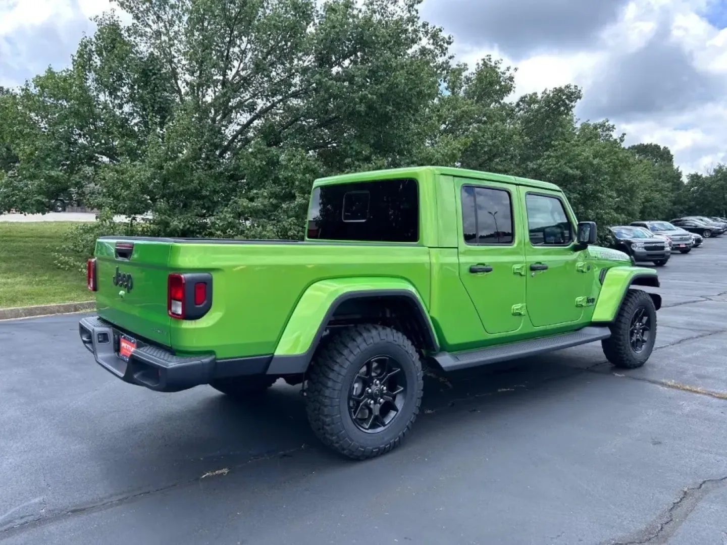 2025 /Black Leather Jeep Gladiator (1C6PJTAG0SL) with an 3.6L V6 24V VVT UPG I engine, Automatic transmission, located at 970 Woodlawn Dr., Farmington, MO, 63640, (573) 431-7800, 37.825642, -90.468674 - **Adventure Awaits: Drive Home the 2025 Jeep Gladiator from Pettus CDJR Farmington!**<br /> <br /> Are you ready to elevate your weekend adventures or tackle your daily commute with confidence? The 2025 Jeep Gladiator, available now at Pettus CDJR Farmington, is your perfect partner for all occasion - Photo#2