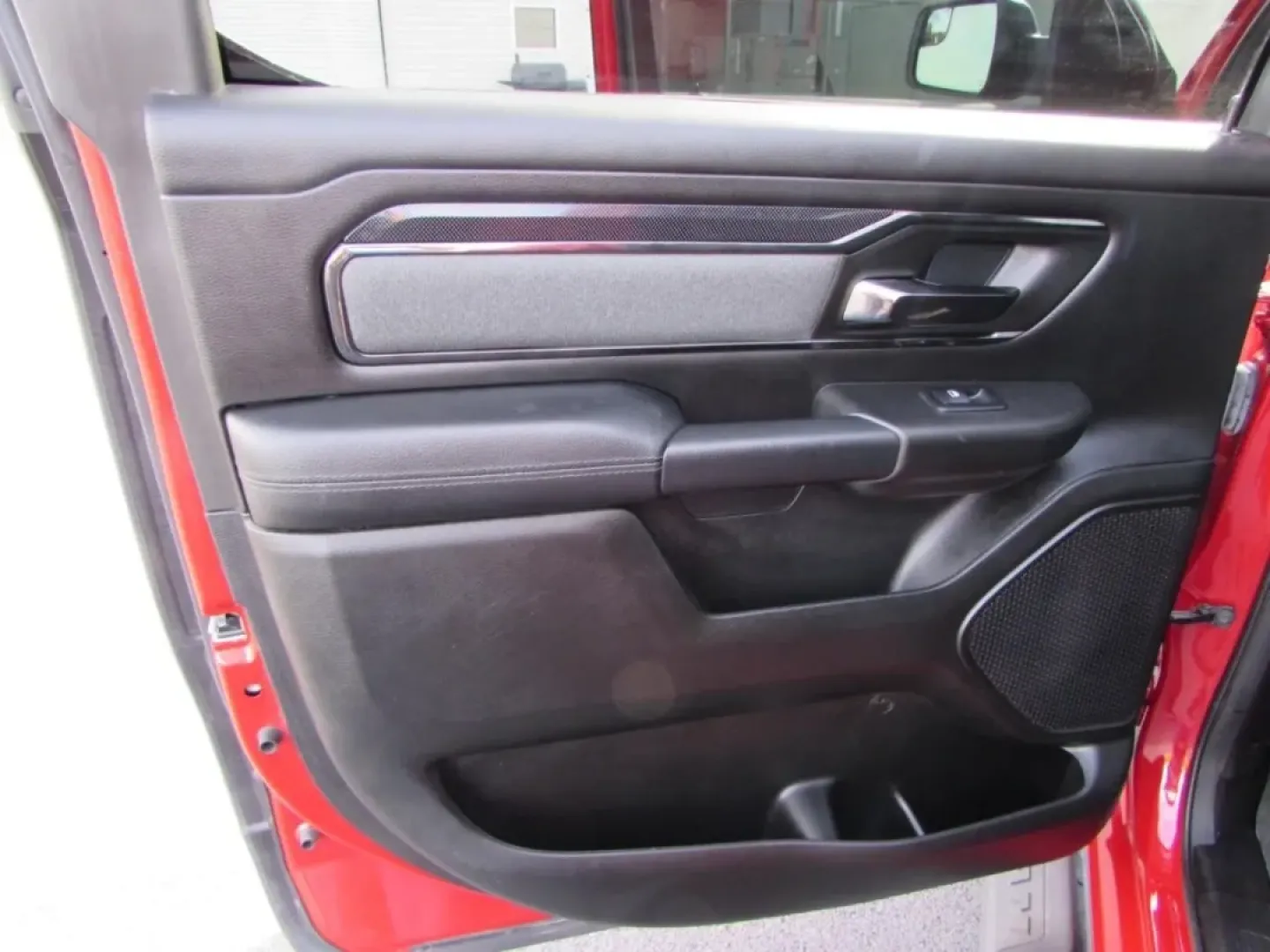 2022 /Black Ram 1500 Big Horn/Lone Star (1C6SRFFT3NN) with an Other engine, located at 12830 Highway 21, De Soto, MO, 63020, (636) 337-7777, 38.153099, -90.573624 - **Experience Unmatched Capability and Comfort with the 2022 Ram 1500 at Pettus CDJR DeSoto!**<br /> <br /> Are you ready to elevate your lifestyle with a truck that perfectly balances rugged performance and refined comfort? Look no further than the 2022 Ram 1500, available now at Pettus CDJR DeSoto - Photo#29