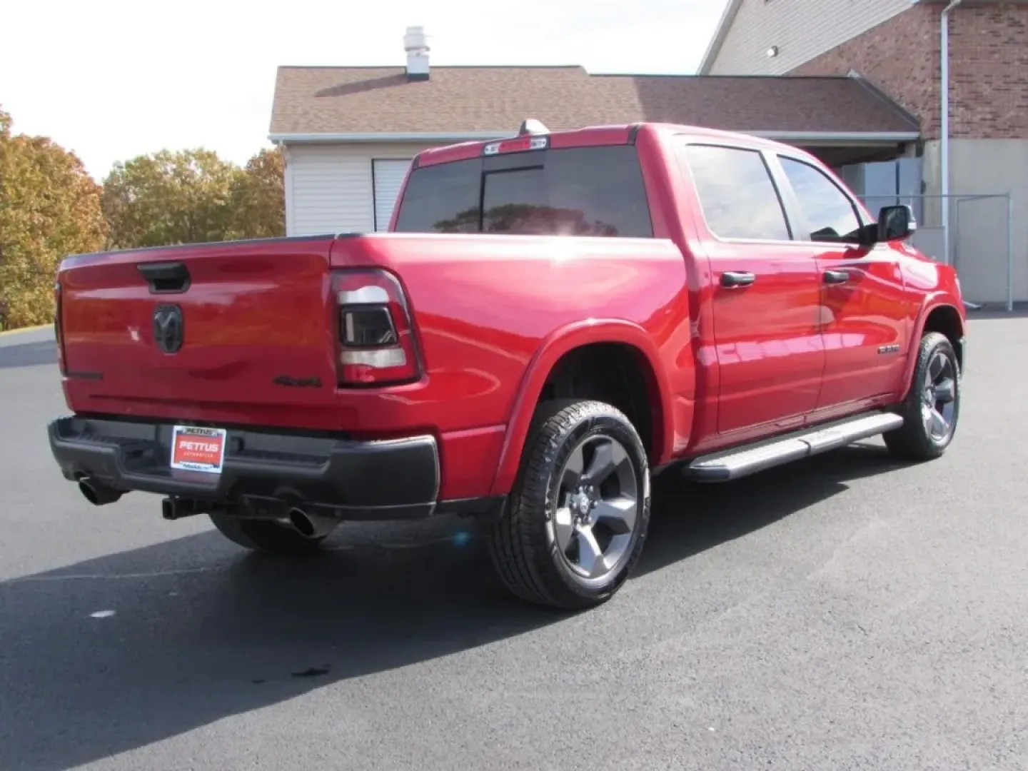 2022 /Black Ram 1500 Big Horn/Lone Star (1C6SRFFT3NN) with an Other engine, located at 12830 Highway 21, De Soto, MO, 63020, (636) 337-7777, 38.153099, -90.573624 - **Experience Unmatched Capability and Comfort with the 2022 Ram 1500 at Pettus CDJR DeSoto!**<br /> <br /> Are you ready to elevate your lifestyle with a truck that perfectly balances rugged performance and refined comfort? Look no further than the 2022 Ram 1500, available now at Pettus CDJR DeSoto - Photo#6