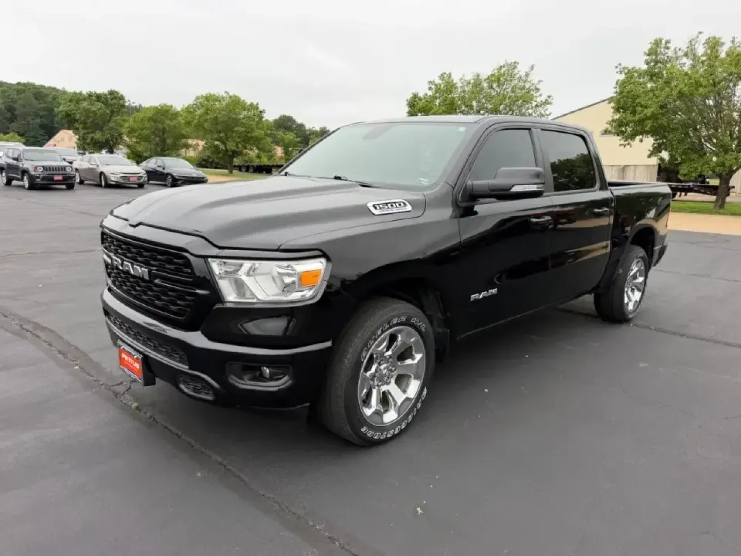 2022 /Black Cloth Ram 1500 4WD Big Horn Crew Cab (1C6SRFFT7NN) with an 5.7L engine, Automatic transmission, located at 970 Woodlawn Dr., Farmington, MO, 63640, (573) 431-7800, 37.825642, -90.468674 - Weekend projects, lake-day towing, and winter commutes in the Missouri hills all call for a truck that can switch roles without drama-and this **2022 Ram 1500 Big Horn/Lone Star 4x4** is built for exactly that lifestyle. Finished in **Diamond Black** with a **Black** interior, this full-size pickup - Photo#6