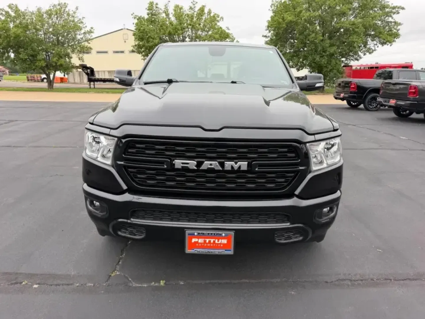 2022 /Black Cloth Ram 1500 4WD Big Horn Crew Cab (1C6SRFFT7NN) with an 5.7L engine, Automatic transmission, located at 970 Woodlawn Dr., Farmington, MO, 63640, (573) 431-7800, 37.825642, -90.468674 - Weekend projects, lake-day towing, and winter commutes in the Missouri hills all call for a truck that can switch roles without drama-and this **2022 Ram 1500 Big Horn/Lone Star 4x4** is built for exactly that lifestyle. Finished in **Diamond Black** with a **Black** interior, this full-size pickup - Photo#7