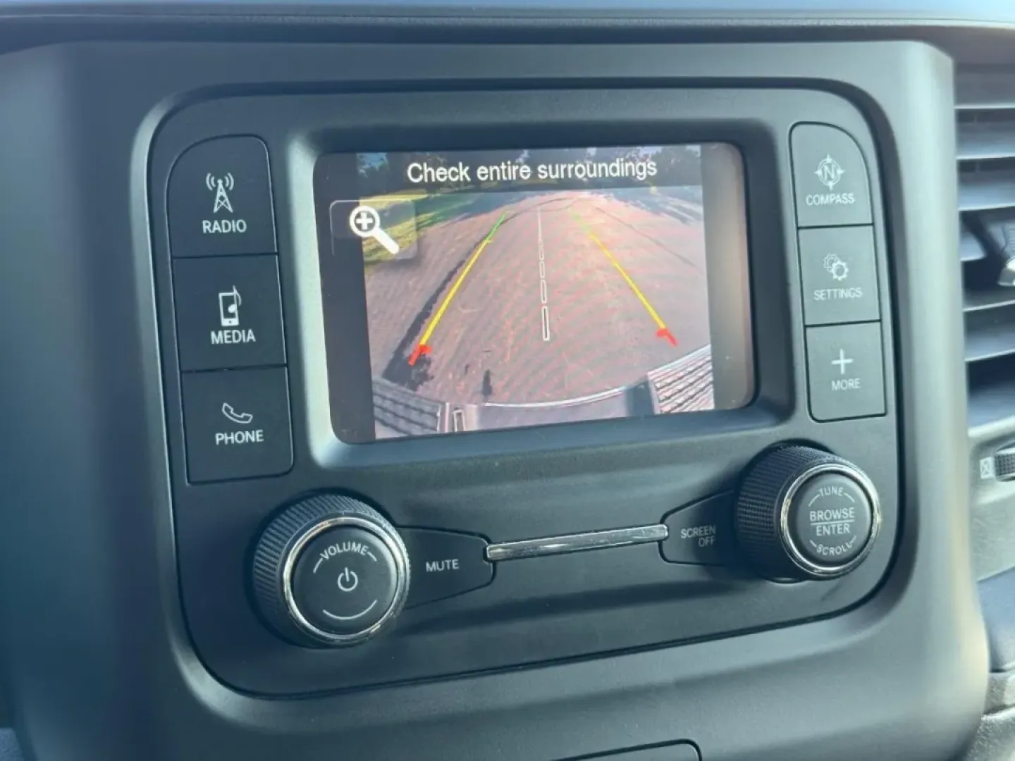 2020 /Diesel Gray/Black Cloth Ram 2500 Tradesman (3C6UR5CJ6LG) with an 6.4L Heavy Duty V8 HEMI engine, Automatic transmission, located at 970 Woodlawn Dr., Farmington, MO, 63640, (573) 431-7800, 37.825642, -90.468674 - If you're looking for a rugged and reliable truck that can tackle both work and play, the 2020 Ram 2500 4WD Tradesman Crew Cab is the perfect fit for your lifestyle. Whether you need to haul heavy loads for your job, transport the family to weekend adventures, or navigate through snowy Farmington ro - Photo#19