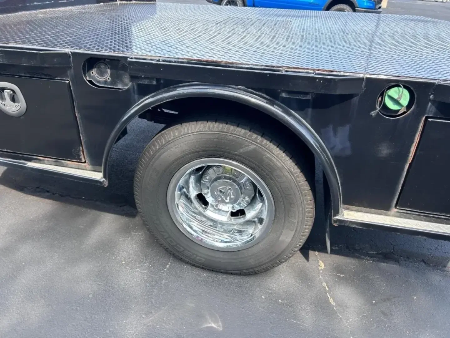 2022 /Diesel Gray/Black Leather Ram 3500 Tradesman (3C7WRTCL9NG) with an Straight 6 Turbocharged Diesel engine, located at 970 Woodlawn Dr., Farmington, MO, 63640, (573) 431-7800, 37.825642, -90.468674 - **Unleash Your Adventures with the 2022 Ram 3500 Chassis Cab at Pettus CDJR Farmington!**<br /> <br /> Are you ready to elevate your work or weekend adventures? Whether you're hauling equipment for your job or towing your favorite toys for a weekend getaway, the 2022 Ram 3500 Chassis Cab is designed - Photo#4