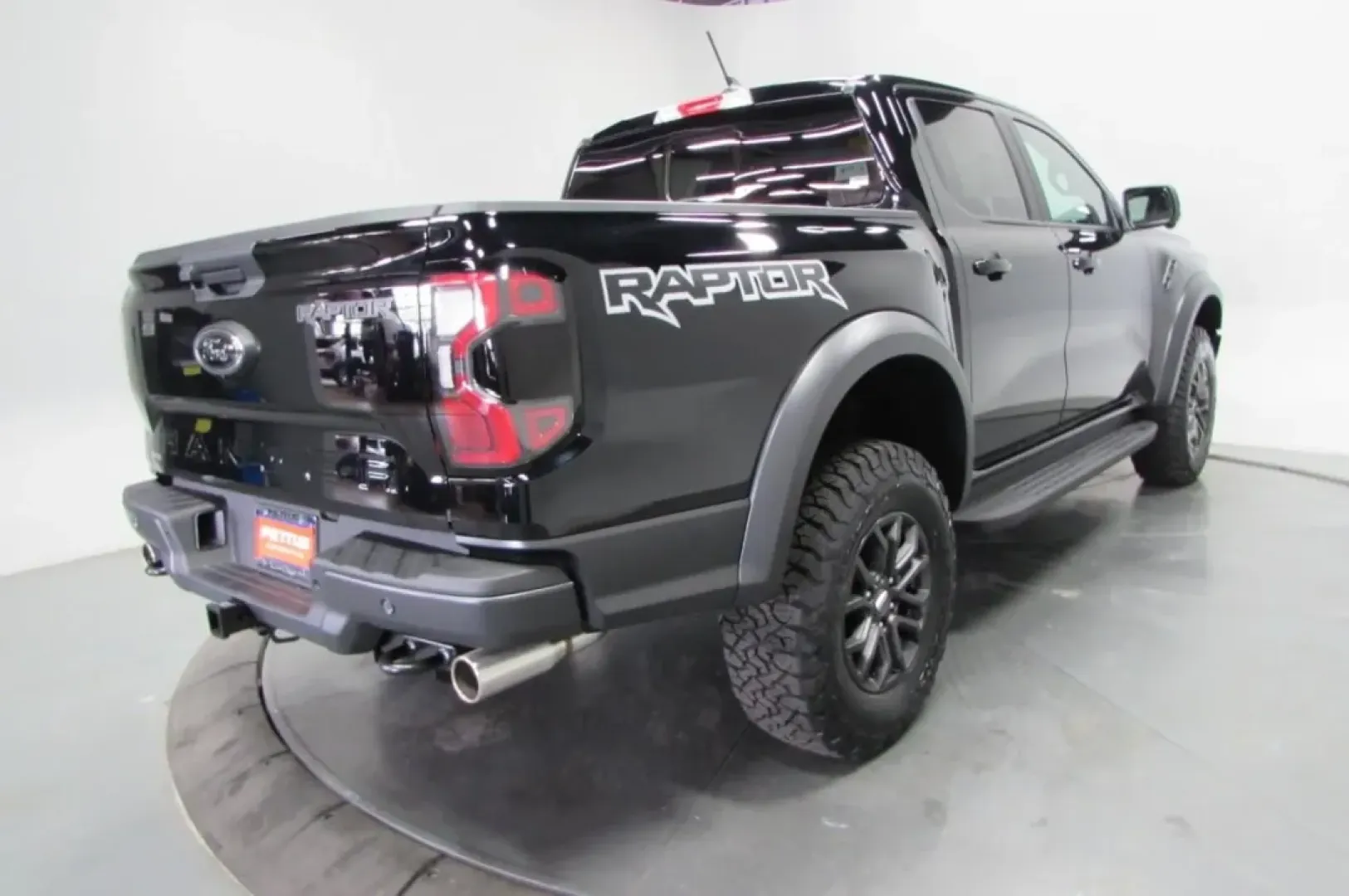 2025 /Ebony Leather Ford Ranger Raptor (1FTER4LR6SL) with an 3.0L EcoBoost V6 engine, Automatic transmission, located at 12836 Highway 21, De Soto, MO, 63020, (636) 337-7777, 38.151867, -90.575615 - **Your Adventure Awaits: Discover the 2025 Ford Ranger Raptor at Pettus Ford De Soto!**<br /> <br /> Are you ready to elevate your lifestyle with a powerful vehicle that's as adventurous as you are? The 2025 Ford Ranger Raptor, available now at Pettus Ford De Soto, is the perfect companion for weeke - Photo#7