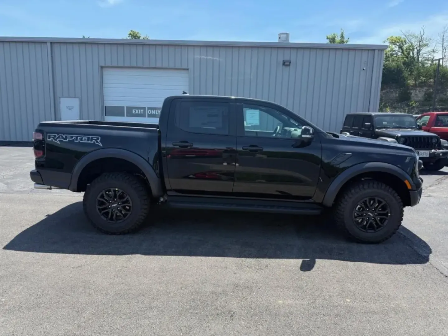 2025 /Ebony Leather Ford Ranger Raptor (1FTER4LR6SL) with an 3.0L EcoBoost V6 engine, Automatic transmission, located at 12836 Highway 21, De Soto, MO, 63020, (636) 337-7777, 38.151867, -90.575615 - **Your Adventure Awaits: Discover the 2025 Ford Ranger Raptor at Pettus Ford De Soto!**<br /> <br /> Are you ready to elevate your lifestyle with a powerful vehicle that's as adventurous as you are? The 2025 Ford Ranger Raptor, available now at Pettus Ford De Soto, is the perfect companion for weeke - Photo#30
