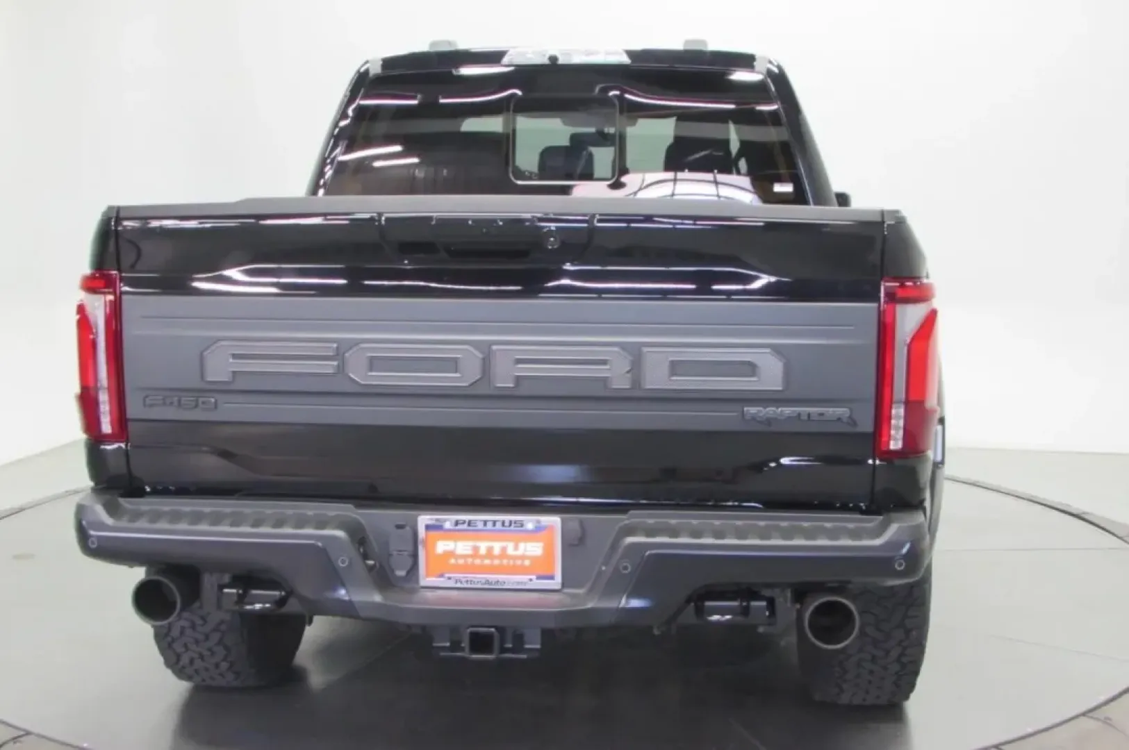 2025 /Black Leather Ford F-150 Raptor (1FTFW1RG0SF) with an 3.5L V6 EcoBoost High Output engine, Automatic transmission, located at 12836 Highway 21, De Soto, MO, 63020, (636) 337-7777, 38.151867, -90.575615 - **Unleash Adventure with the 2025 Ford F-150 Raptor at Pettus Ford De Soto!**<br /> <br /> Are you ready to elevate your outdoor adventures and daily commutes? Look no further than the stunning 2025 Ford F-150 Raptor, a powerhouse truck designed for those who crave both rugged performance and sophis - Photo#39