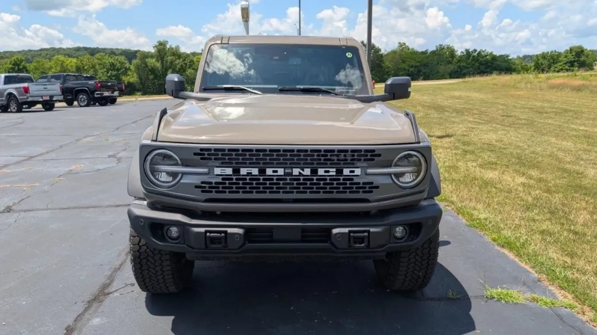 2025 /Black Onyx Leather Ford Bronco Badlands (1FMEE9BP8SL) with an 2.7L V6 Turbocharged engine, located at 141 Commercial Dr, Fredericktown, MO, 63645, (573) 783-6432, 37.570087, -90.320648 - **Adventure Awaits: Embrace the Great Outdoors with the 2025 Ford Bronco Badlands**<br /> <br /> Are you ready to elevate your outdoor adventures and weekend getaways? Look no further than this stunning 2025 Ford Bronco Badlands, an SUV that combines rugged capability with cutting-edge technology, e - Photo#0