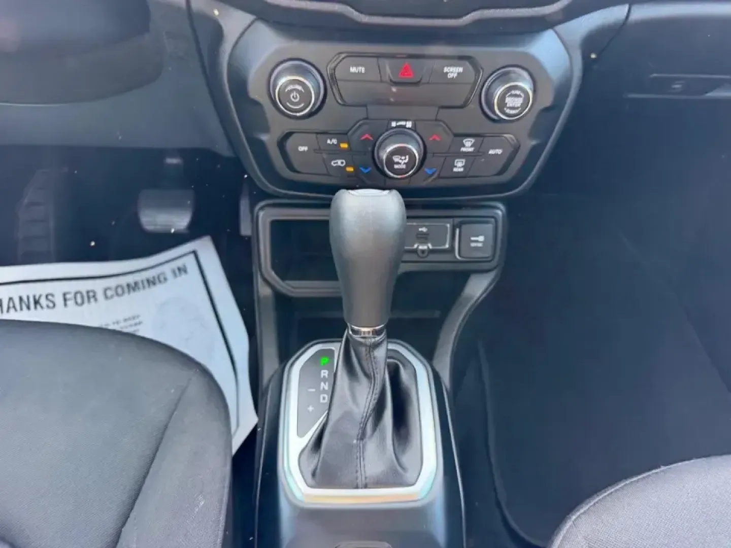 2020 /Black Cloth Jeep Renegade Latitude (ZACNJABB9LP) with an 2.4L I4 ZERO EVAP M-AIR engine, Automatic transmission, located at 970 Woodlawn Dr., Farmington, MO, 63640, (573) 431-7800, 37.825642, -90.468674 - Whether you're tackling a daily commute from Farmington to St. Louis, planning weekend getaways to Elephant Rocks State Park, or simply want a nimble SUV for errands around town, this 2020 Jeep Renegade Latitude is built for real-life Missouri driving. With its easy-to-park footprint, confident ride - Photo#16