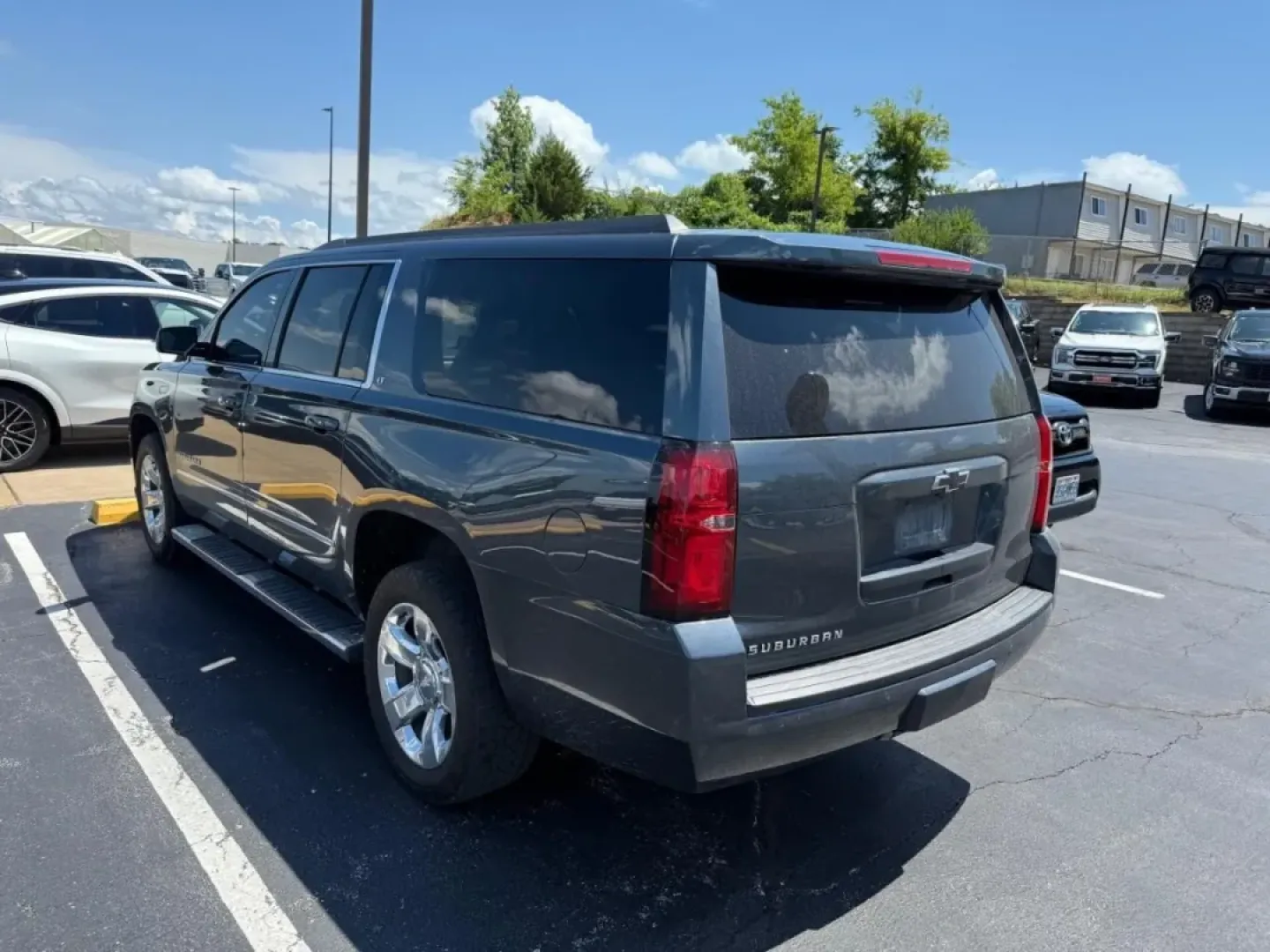 2019 /Jet Black/Dark Ash Leather Chevrolet Suburban LT (1GNSKHKC8KR) with an Other engine, Automatic transmission, located at 12836 Highway 21, De Soto, MO, 63020, (636) 337-7777, 38.151867, -90.575615 - ### Unleash Adventure with the 2019 Chevrolet Suburban - Perfect for Your Family Road Trips!<br /> <br /> Are you seeking the ultimate family vehicle that combines spaciousness, comfort, and capability? Look no further! The 2019 Chevrolet Suburban available at Pettus Ford De Soto is designed to elev - Photo#36