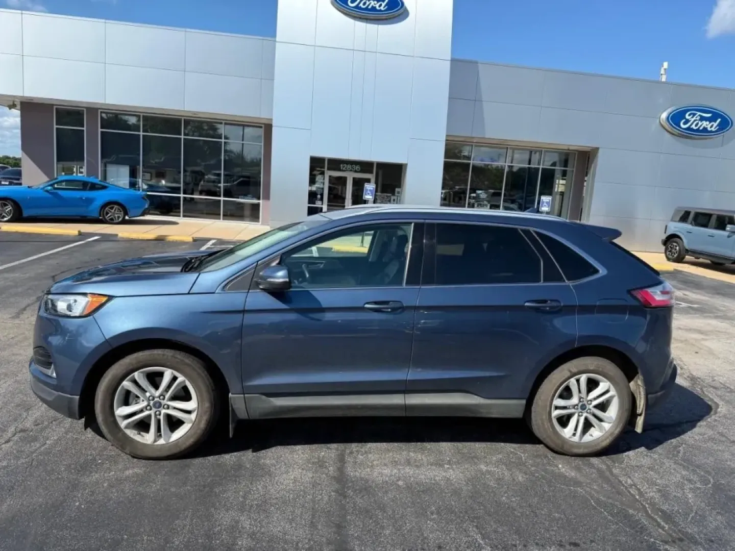 2019 Ford Edge SEL (2FMPK3J90KB) with an Other engine, located at 12836 Highway 21, De Soto, MO, 63020, (636) 337-7777, 38.151867, -90.575615 - **Explore New Adventures in a 2019 Ford Edge Perfect for Your Lifestyle!**<br /> <br /> Are you ready to elevate your everyday driving experience? Whether you're navigating through bustling city streets, embarking on a weekend getaway, or shuttling your family to school events, the 2019 Ford Edge i - Photo#1