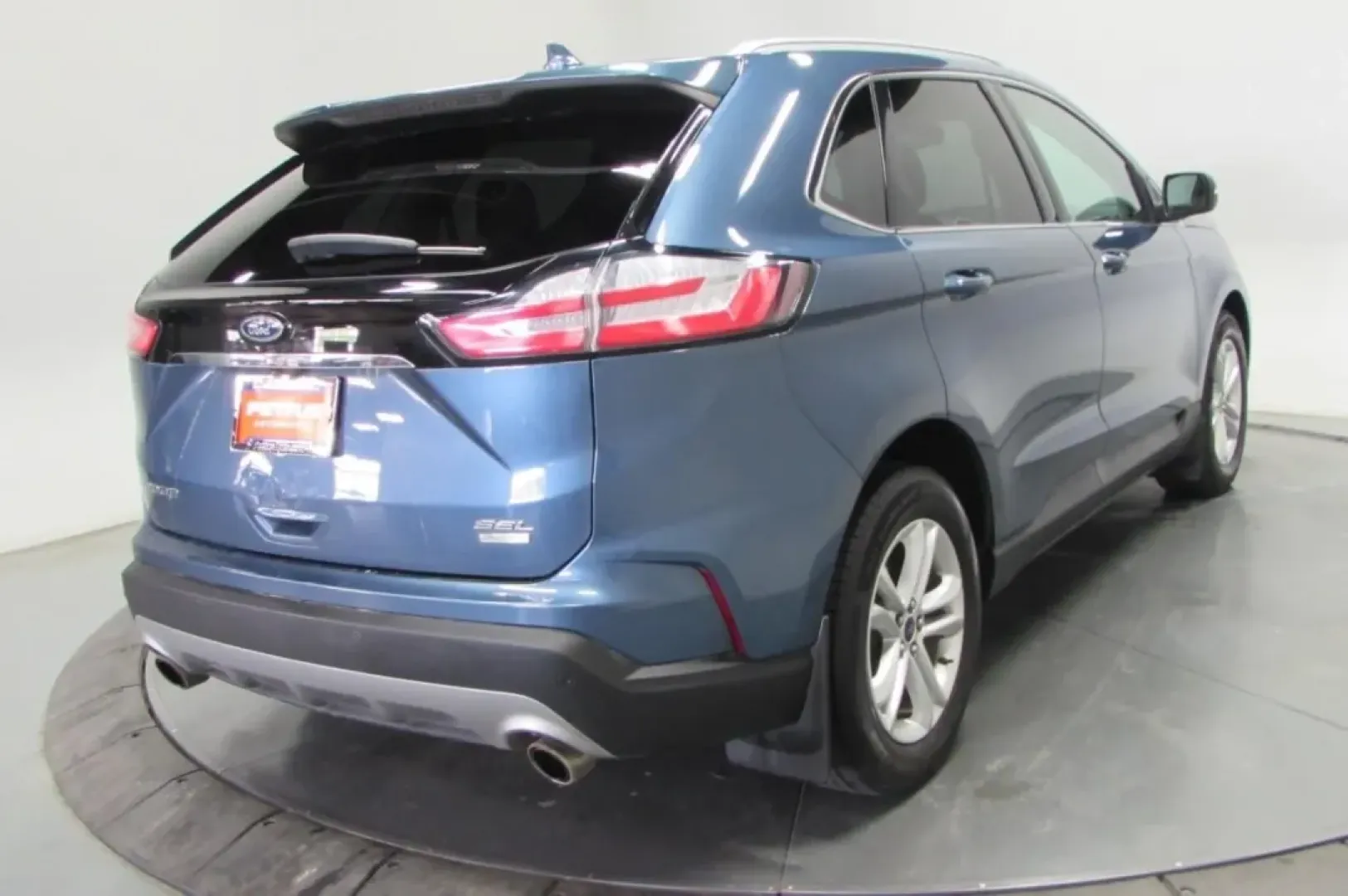 2019 /Ebony Leather Ford Edge SEL (2FMPK3J90KB) with an Other engine, Automatic transmission, located at 12836 Highway 21, De Soto, MO, 63020, (636) 337-7777, 38.151867, -90.575615 - **Explore New Adventures in a 2019 Ford Edge Perfect for Your Lifestyle!**<br /> <br /> Are you ready to elevate your everyday driving experience? Whether you're navigating through bustling city streets, embarking on a weekend getaway, or shuttling your family to school events, the 2019 Ford Edge i - Photo#7