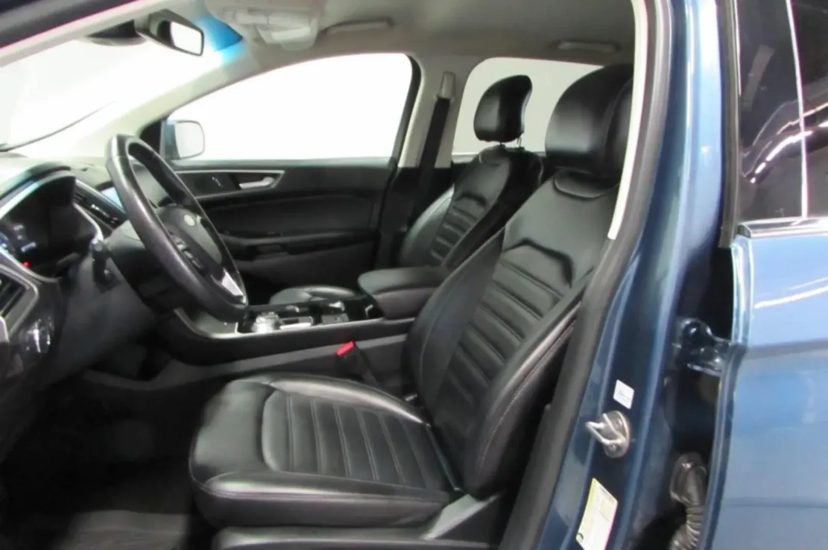 2019 /Ebony Leather Ford Edge SEL (2FMPK3J90KB) with an Other engine, Automatic transmission, located at 12836 Highway 21, De Soto, MO, 63020, (636) 337-7777, 38.151867, -90.575615 - **Explore New Adventures in a 2019 Ford Edge Perfect for Your Lifestyle!**<br /> <br /> Are you ready to elevate your everyday driving experience? Whether you're navigating through bustling city streets, embarking on a weekend getaway, or shuttling your family to school events, the 2019 Ford Edge i - Photo#12