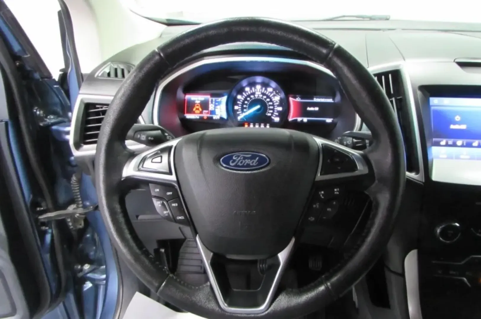 2019 /Ebony Leather Ford Edge SEL (2FMPK3J90KB) with an Other engine, Automatic transmission, located at 12836 Highway 21, De Soto, MO, 63020, (636) 337-7777, 38.151867, -90.575615 - **Explore New Adventures in a 2019 Ford Edge Perfect for Your Lifestyle!**<br /> <br /> Are you ready to elevate your everyday driving experience? Whether you're navigating through bustling city streets, embarking on a weekend getaway, or shuttling your family to school events, the 2019 Ford Edge i - Photo#14