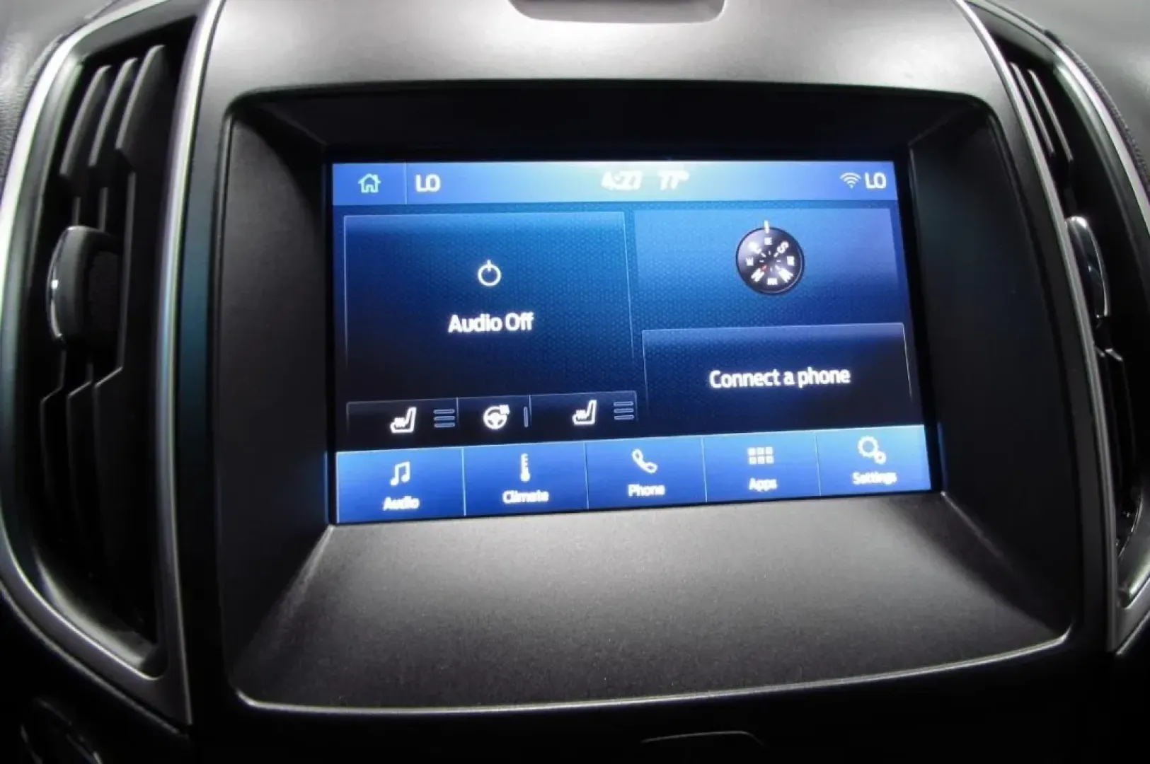 2019 /Ebony Leather Ford Edge SEL (2FMPK3J90KB) with an Other engine, Automatic transmission, located at 12836 Highway 21, De Soto, MO, 63020, (636) 337-7777, 38.151867, -90.575615 - **Explore New Adventures in a 2019 Ford Edge Perfect for Your Lifestyle!**<br /> <br /> Are you ready to elevate your everyday driving experience? Whether you're navigating through bustling city streets, embarking on a weekend getaway, or shuttling your family to school events, the 2019 Ford Edge i - Photo#20