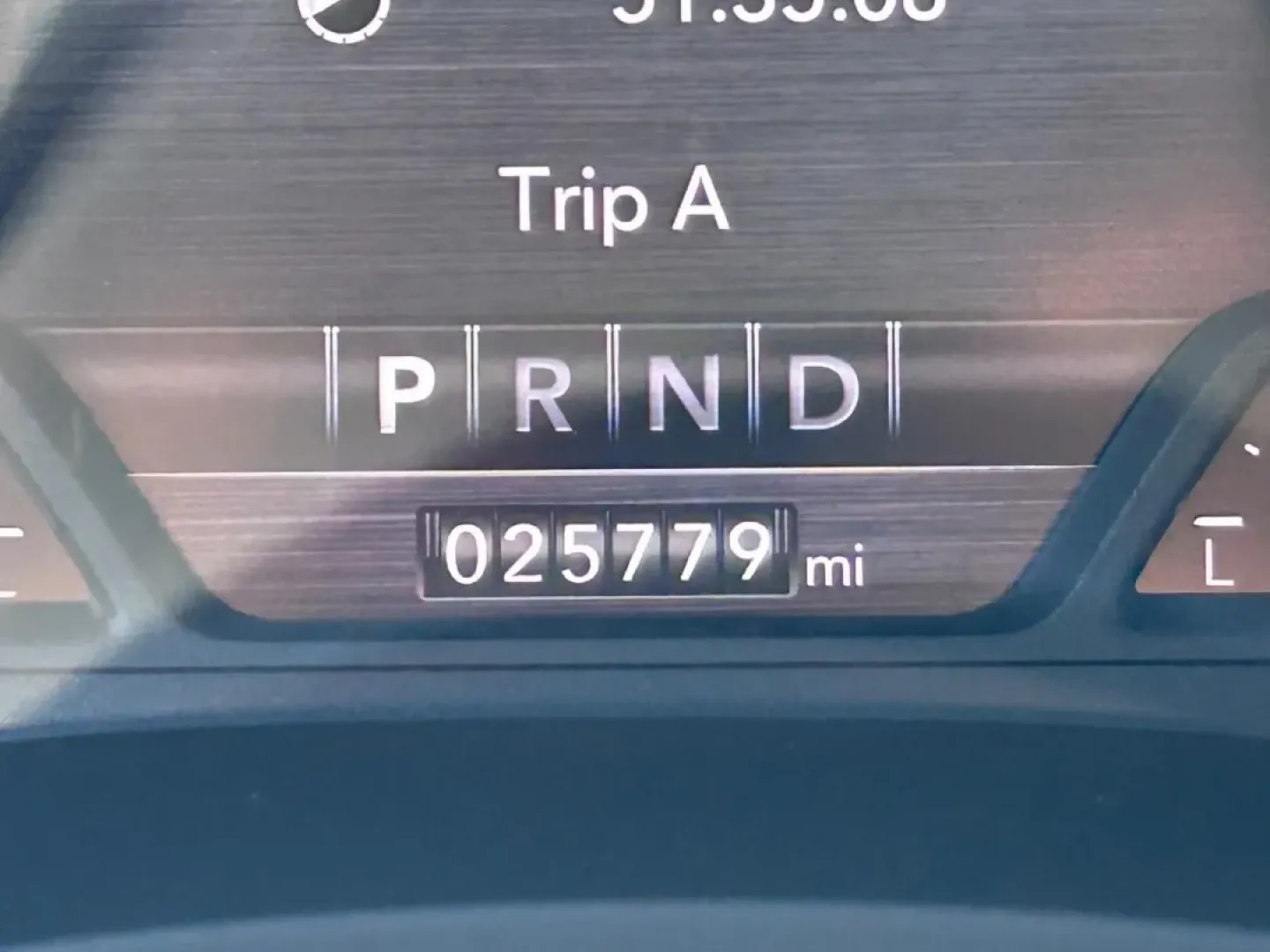 2022 /Diesel Gray/Black Cloth Ram 2500 Tradesman (3C6UR5CJ3NG) with an 6.4L V8 Heavy Duty HEMI MDS engine, located at 970 Woodlawn Dr., Farmington, MO, 63640, (573) 431-7800, 37.825642, -90.468674 - Experience the thrill of adventure and heavy-duty capability with this 2022 Ram 2500 4WD Tradesman Crew Cab, perfect for anyone seeking a robust vehicle that excels in both work and play. Whether you're hauling gear for a weekend getaway, towing a trailer for your next family trip, or navigating the - Photo#19