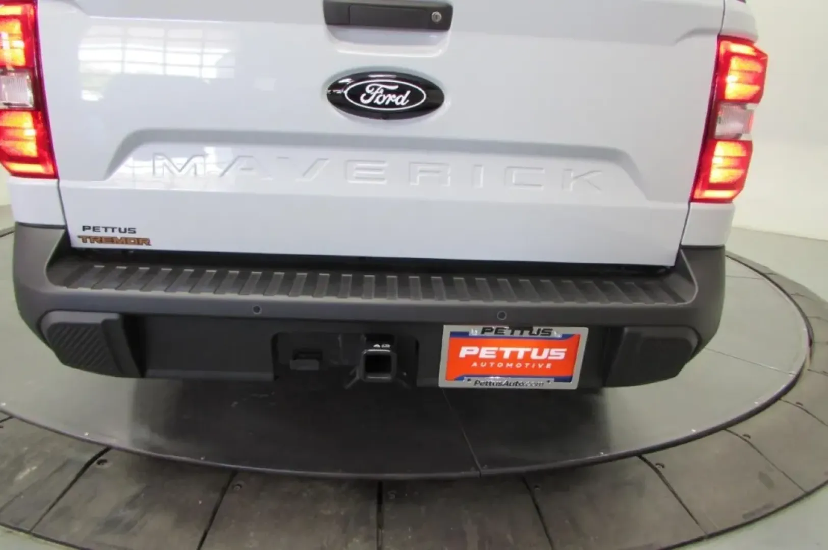 2025 /Black Onyx Ford Maverick Tremor (3FTTW8NA6SR) with an 2.0L EcoBoost engine, Automatic transmission, located at 12836 Highway 21, De Soto, MO, 63020, (636) 337-7777, 38.151867, -90.575615 - **Discover Adventure and Versatility with the 2025 Ford Maverick Tremor at Pettus Ford De Soto**<br /> <br /> Are you ready to elevate your lifestyle? Whether you're a growing family, an outdoor enthusiast, or someone who needs a reliable vehicle for daily commutes, the 2025 Ford Maverick Tremor is - Photo#9