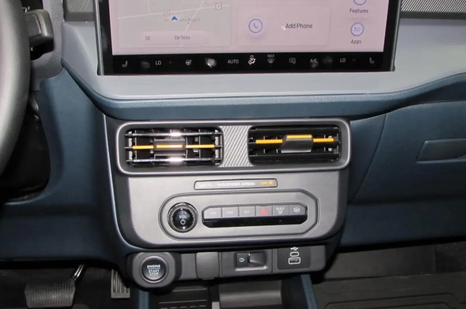 2025 /Black Onyx Ford Maverick Tremor (3FTTW8NA6SR) with an 2.0L EcoBoost engine, Automatic transmission, located at 12836 Highway 21, De Soto, MO, 63020, (636) 337-7777, 38.151867, -90.575615 - **Discover Adventure and Versatility with the 2025 Ford Maverick Tremor at Pettus Ford De Soto**<br /> <br /> Are you ready to elevate your lifestyle? Whether you're a growing family, an outdoor enthusiast, or someone who needs a reliable vehicle for daily commutes, the 2025 Ford Maverick Tremor is - Photo#22