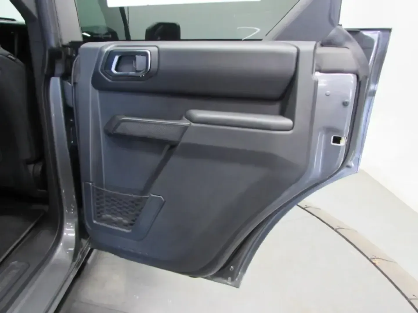 2025 /Black Onyx Ford Bronco Badlands (1FMEE9BP9SL) with an 2.7L V6 engine, 10A transmission, located at 12836 Highway 21, De Soto, MO, 63020, (636) 337-7777, 38.151867, -90.575615 - **Adventure Awaits: Discover the 2025 Ford Bronco Badlands at Pettus Ford Fredericktown!**<br /> <br /> Are you ready to take your weekends to the next level? The 2025 Ford Bronco Badlands is not just a vehicle; it's your ticket to memorable adventures, whether you're exploring rugged trails or crui - Photo#17