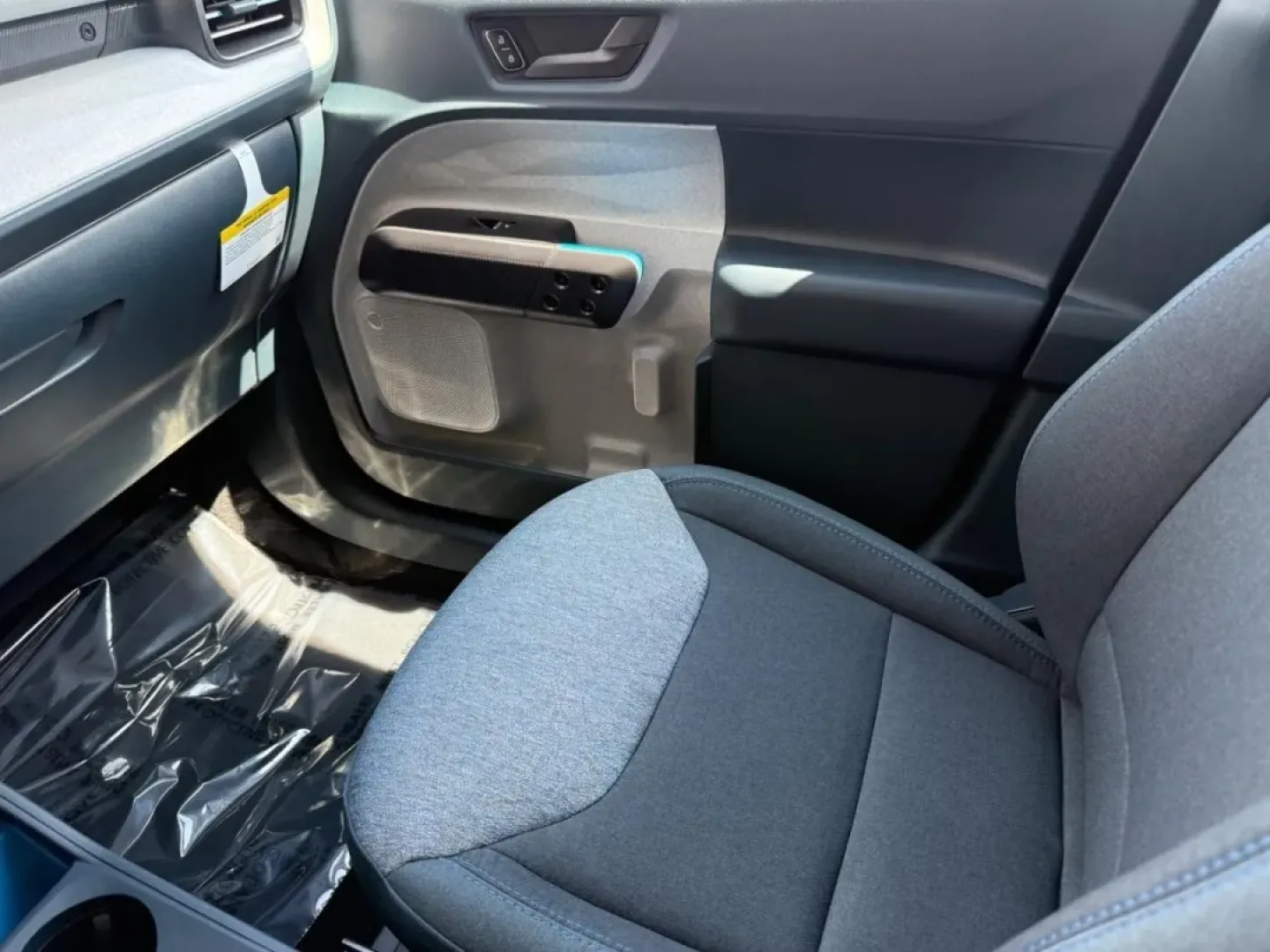 2025 /Navy Pier/Aspen Gray Cloth Ford Maverick XLT (3FTTW8JA1SR) with an 2.0L engine, Automatic transmission, located at 141 Commercial Dr, Fredericktown, MO, 63645, (573) 783-6432, 37.570087, -90.320648 - **Embrace the Adventure: 2025 Ford Maverick XLT at Pettus Ford Fredericktown**<br /> <br /> Are you ready to elevate your lifestyle with a vehicle that blends utility, comfort, and style? Look no further than this stunning 2025 Ford Maverick XLT, perfect for anyone from the weekend warrior to the da - Photo#15