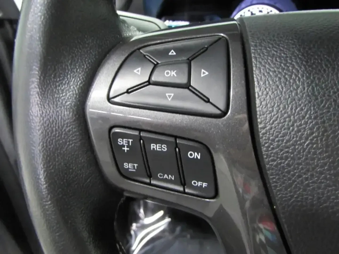 2019 /Medium Stone Ford Ranger Lariat (1FTER4FHXKL) with an 2.3L L4 DOHC 16V engine, Automatic transmission, located at 12836 Highway 21, De Soto, MO, 63020, (636) 337-7777, 38.151867, -90.575615 - Whether your weekends revolve around hauling gear to Washington State Park, towing a small trailer to a campsite, or simply making the daily commute on MO-21 feel more confident in any season, this **2019 Ford Ranger XL SuperCrew 4WD** is built for real-life Missouri miles. With a roomy crew cab for - Photo#23