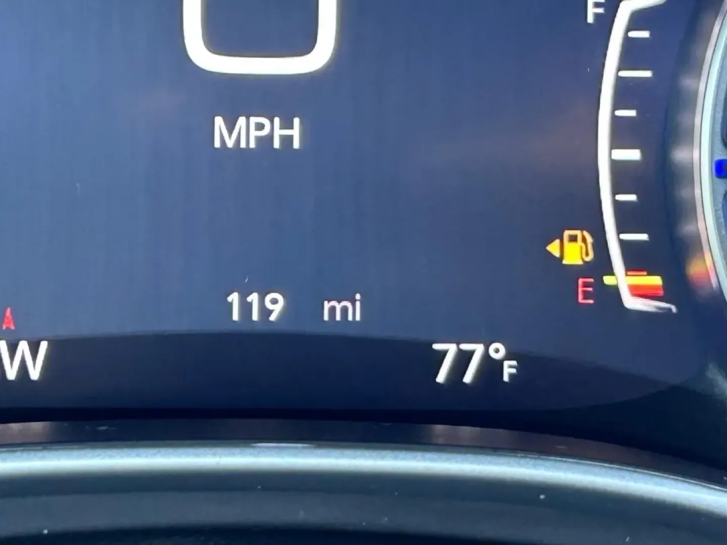 2025 /Black Leather Chrysler Pacifica Select (2C4RC1BG0SR) with an 3.6L V6 24V VVT UPG I engine, Automatic transmission, located at 970 Woodlawn Dr., Farmington, MO, 63640, (573) 431-7800, 37.825642, -90.468674 - **Discover Family Adventures with the 2025 Chrysler Pacifica at Pettus CDJR Farmington!**<br /> <br /> Are you looking for a vehicle that perfectly blends comfort, versatility, and style for your family? The 2025 Chrysler Pacifica is designed for busy families and weekend adventurers alike, making i - Photo#23