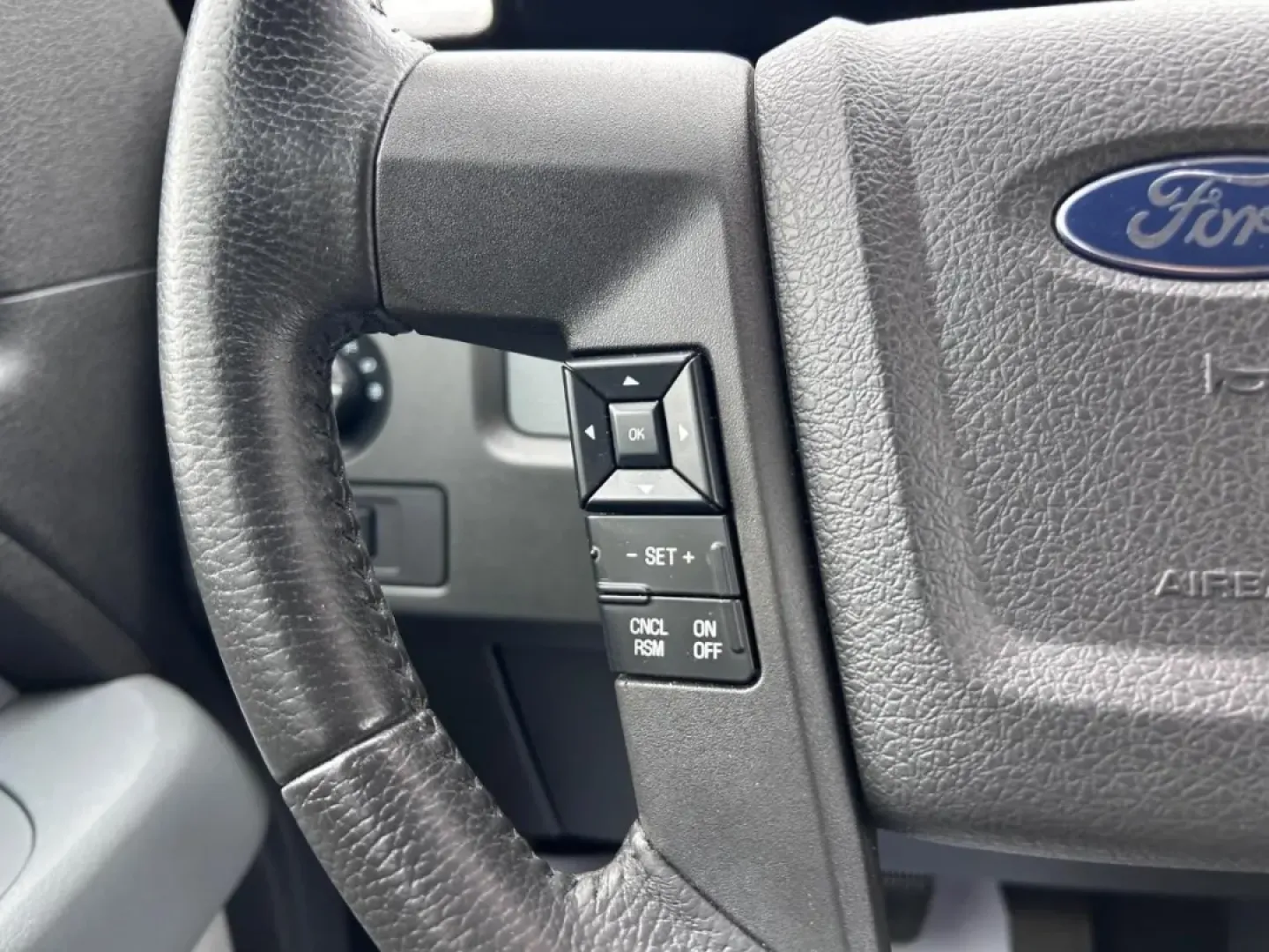 2013 /Steel Gray Cloth Ford F-150 XLT (1FTFW1CTXDK) with an 3.5L V6 engine, Automatic transmission, located at 970 Woodlawn Dr., Farmington, MO, 63640, (573) 431-7800, 37.825642, -90.468674 - **Discover Your Next Adventure with the 2013 Ford F-150 The Ultimate Truck for All Your Needs!**<br /> <br /> Are you ready to take on the open road or tackle tough jobs with ease? The 2013 Ford F-150 is the perfect companion for those who crave adventure and demands practicality. Whether you're a - Photo#11