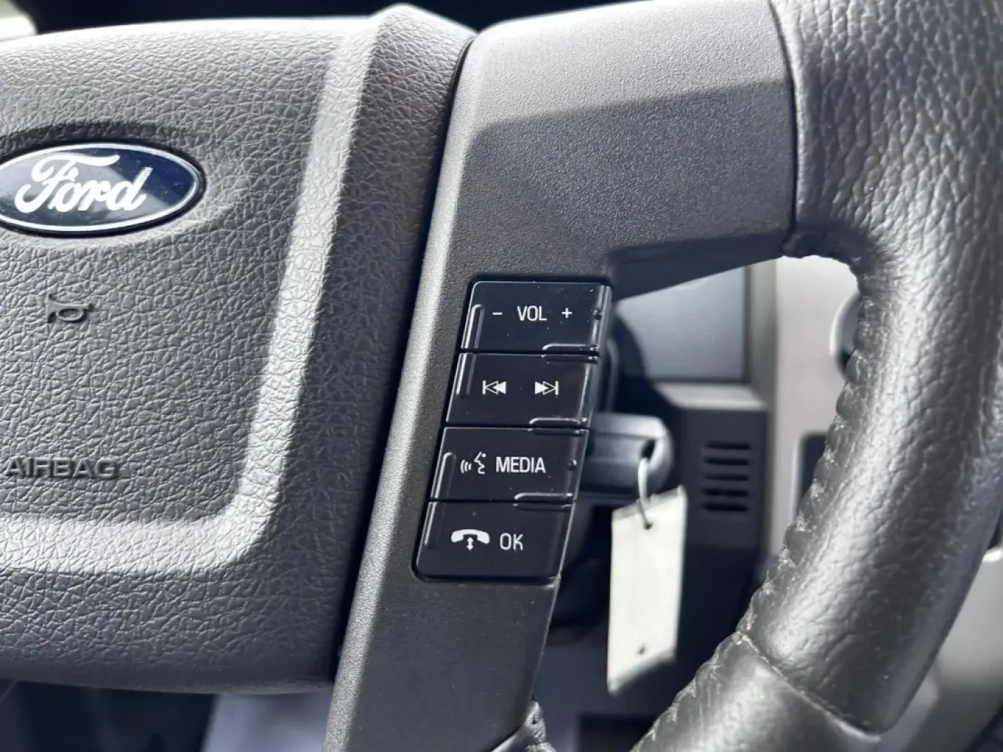 2013 /Steel Gray Cloth Ford F-150 XLT (1FTFW1CTXDK) with an 3.5L V6 engine, Automatic transmission, located at 970 Woodlawn Dr., Farmington, MO, 63640, (573) 431-7800, 37.825642, -90.468674 - **Discover Your Next Adventure with the 2013 Ford F-150 The Ultimate Truck for All Your Needs!**<br /> <br /> Are you ready to take on the open road or tackle tough jobs with ease? The 2013 Ford F-150 is the perfect companion for those who crave adventure and demands practicality. Whether you're a - Photo#12