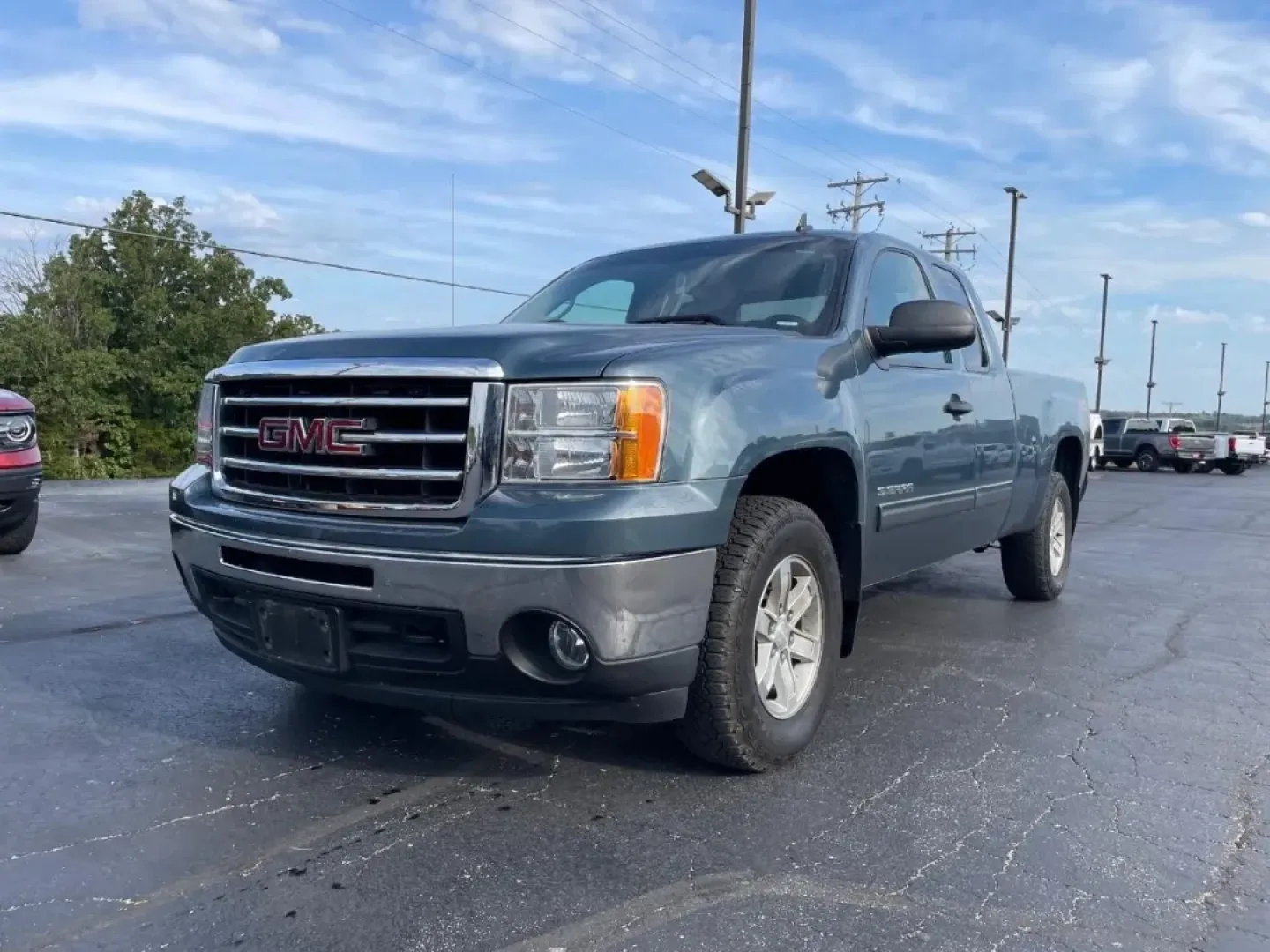 2013 /Ebony GMC Sierra 1500 SLE (1GTR2VE78DZ) with an Other engine, located at 12836 Highway 21, De Soto, MO, 63020, (636) 337-7777, 38.151867, -90.575615 - **Conquer Every Road with This 2013 GMC Sierra 1500 Your Adventure Awaits!**<br /> <br /> Are you ready to elevate your weekend adventures or tackle your daily commutes with confidence? Look no further than this stunning 2013 GMC Sierra 1500, now available at Pettus Ford De Soto. Whether you're a g - Photo#0