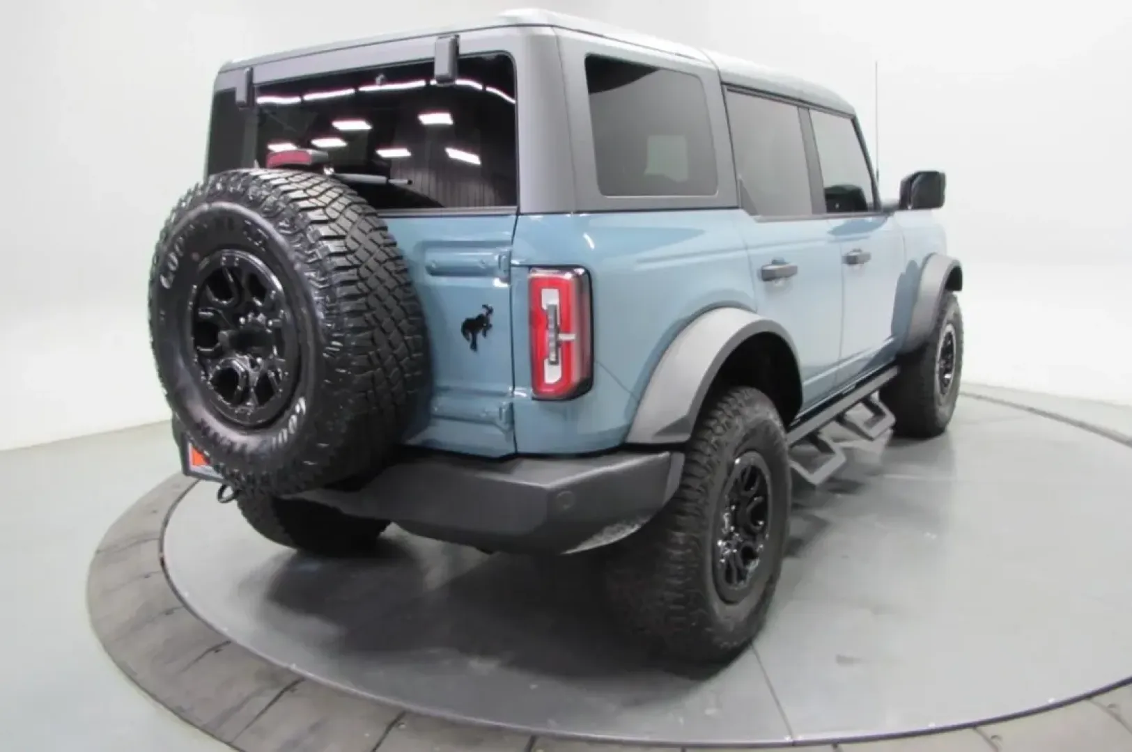 2022 /Black Onyx Ford Bronco Wildtrak (1FMEE5DP0NL) with an Other engine, located at 12836 Highway 21, De Soto, MO, 63020, (636) 337-7777, 38.151867, -90.575615 - Looking for the ultimate adventure companion that won't break the bank? Look no further than this stunning 2022 Ford Bronco, perfect for weekend escapades or daily commutes. With its rugged design and advanced features, this quality used vehicle is ready to take you wherever the road leads. Whether - Photo#6