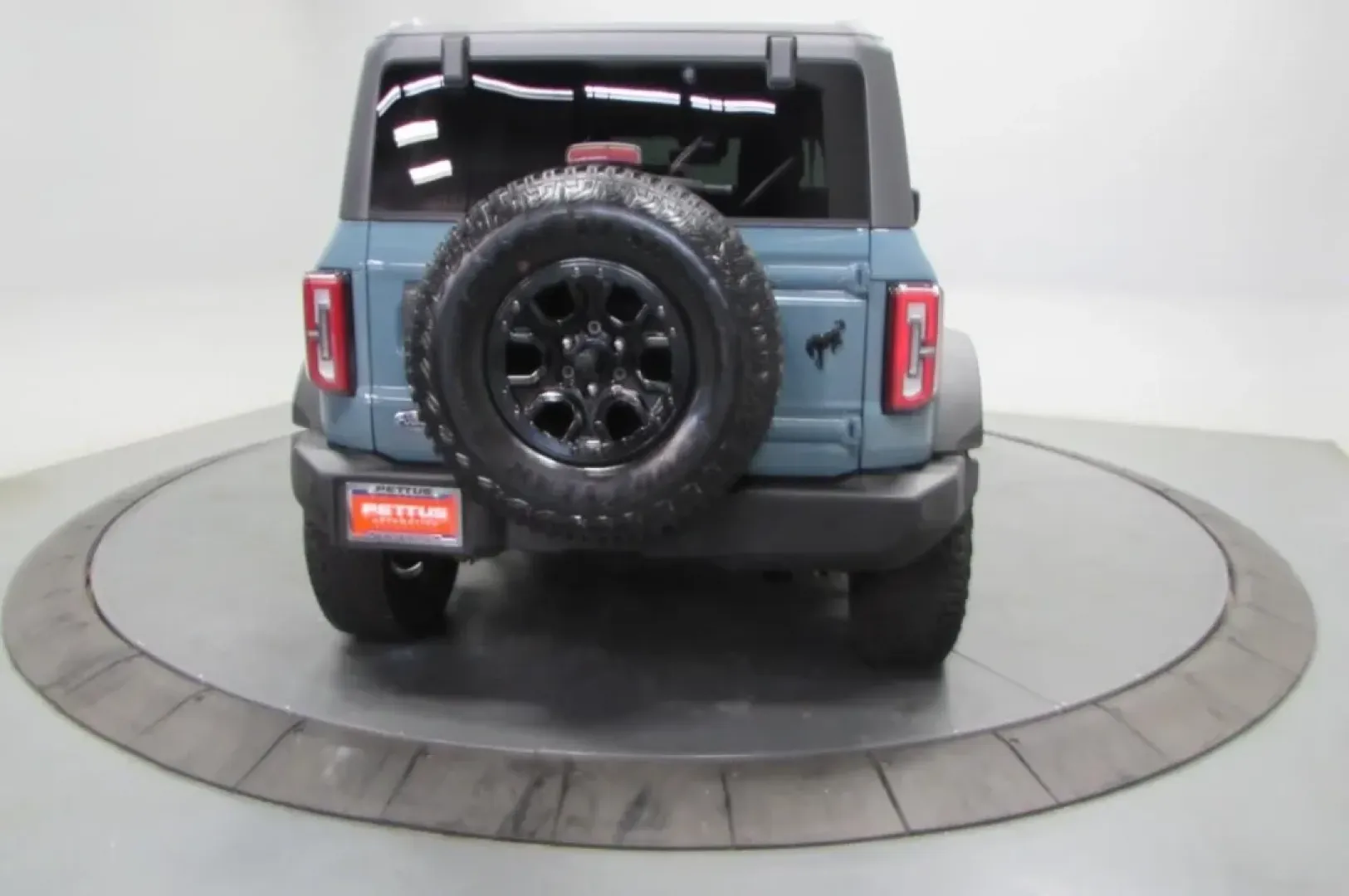2022 /Black Onyx Ford Bronco Wildtrak (1FMEE5DP0NL) with an Other engine, located at 12836 Highway 21, De Soto, MO, 63020, (636) 337-7777, 38.151867, -90.575615 - Looking for the ultimate adventure companion that won't break the bank? Look no further than this stunning 2022 Ford Bronco, perfect for weekend escapades or daily commutes. With its rugged design and advanced features, this quality used vehicle is ready to take you wherever the road leads. Whether - Photo#5