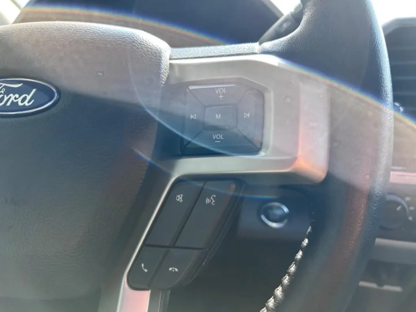 2021 /Black Leather Ford F-250SD Lariat (1FT7W2BT1ME) with an 6.7L engine, located at 141 Commercial Dr, Fredericktown, MO, 63645, (573) 783-6432, 37.570087, -90.320648 - **Unleash Your Adventurous Spirit with the 2021 Ford Super Duty F-250 SRW** <br /> <br /> Are you ready to elevate your weekend adventures or tackle tough job sites with ease? Look no further than this robust 2021 Ford Super Duty F-250 SRW, available now at Pettus Ford Fredericktown! This truck is n - Photo#13