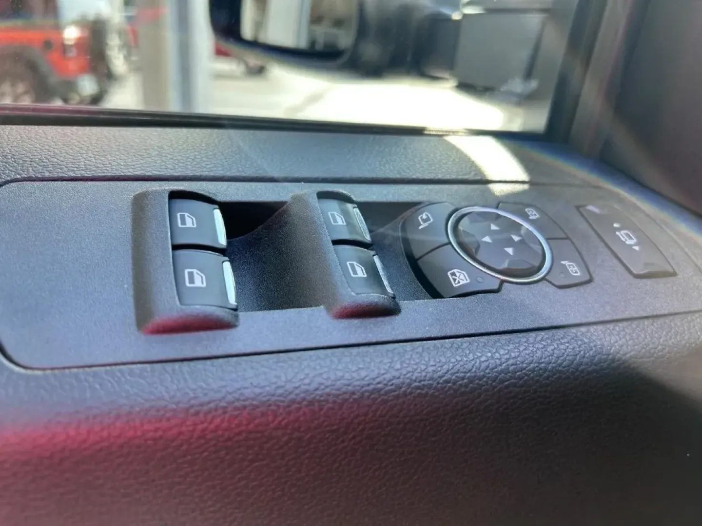2021 /Black Leather Ford F-250SD Lariat (1FT7W2BT1ME) with an 6.7L engine, located at 141 Commercial Dr, Fredericktown, MO, 63645, (573) 783-6432, 37.570087, -90.320648 - **Unleash Your Adventurous Spirit with the 2021 Ford Super Duty F-250 SRW** <br /> <br /> Are you ready to elevate your weekend adventures or tackle tough job sites with ease? Look no further than this robust 2021 Ford Super Duty F-250 SRW, available now at Pettus Ford Fredericktown! This truck is n - Photo#17