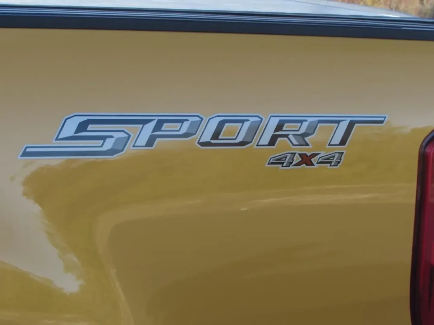 2021 /Ebony Ford Ranger Lariat (1FTER4FH2ML) with an Other engine, Automatic transmission, located at 12836 Highway 21, De Soto, MO, 63020, (636) 337-7777, 38.151867, -90.575615 - **Unleash Adventure with the 2021 Ford Ranger: Your Perfect Companion for Weekend Getaways!**<br /> <br /> Are you ready to elevate your lifestyle with a robust vehicle that's as adventurous as you are? Look no further than this exceptional 2021 Ford Ranger, available now at Pettus Ford De Soto. Per - Photo#8