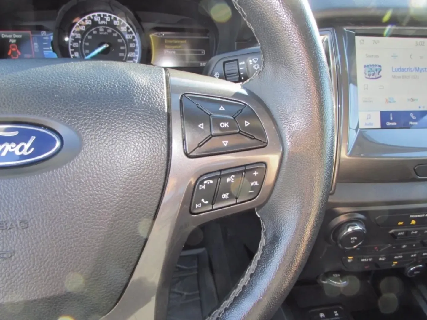 2021 /Ebony Ford Ranger Lariat (1FTER4FH2ML) with an Other engine, Automatic transmission, located at 12836 Highway 21, De Soto, MO, 63020, (636) 337-7777, 38.151867, -90.575615 - **Unleash Adventure with the 2021 Ford Ranger: Your Perfect Companion for Weekend Getaways!**<br /> <br /> Are you ready to elevate your lifestyle with a robust vehicle that's as adventurous as you are? Look no further than this exceptional 2021 Ford Ranger, available now at Pettus Ford De Soto. Per - Photo#16