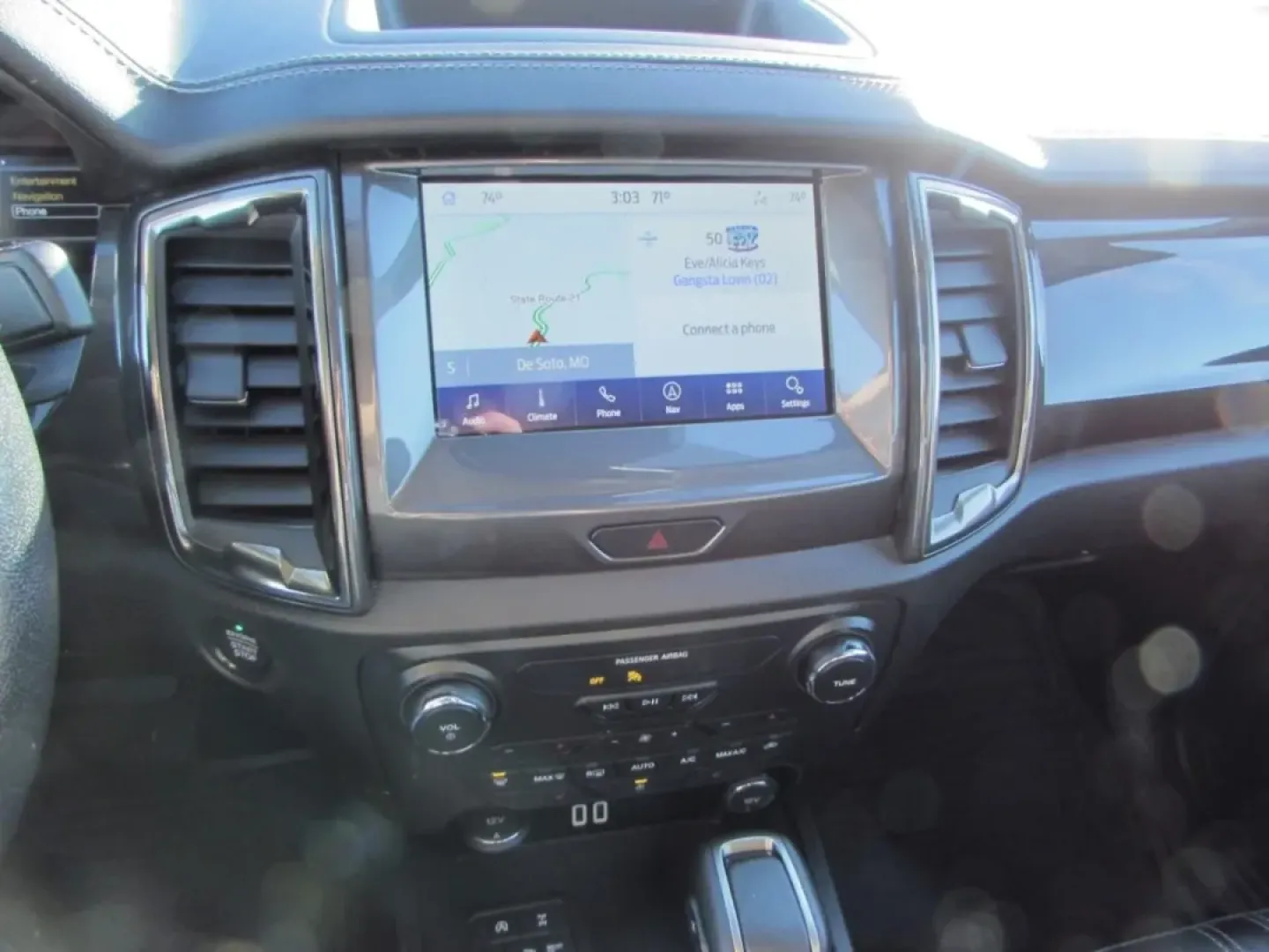 2021 /Ebony Ford Ranger Lariat (1FTER4FH2ML) with an Other engine, Automatic transmission, located at 12836 Highway 21, De Soto, MO, 63020, (636) 337-7777, 38.151867, -90.575615 - **Unleash Adventure with the 2021 Ford Ranger: Your Perfect Companion for Weekend Getaways!**<br /> <br /> Are you ready to elevate your lifestyle with a robust vehicle that's as adventurous as you are? Look no further than this exceptional 2021 Ford Ranger, available now at Pettus Ford De Soto. Per - Photo#19