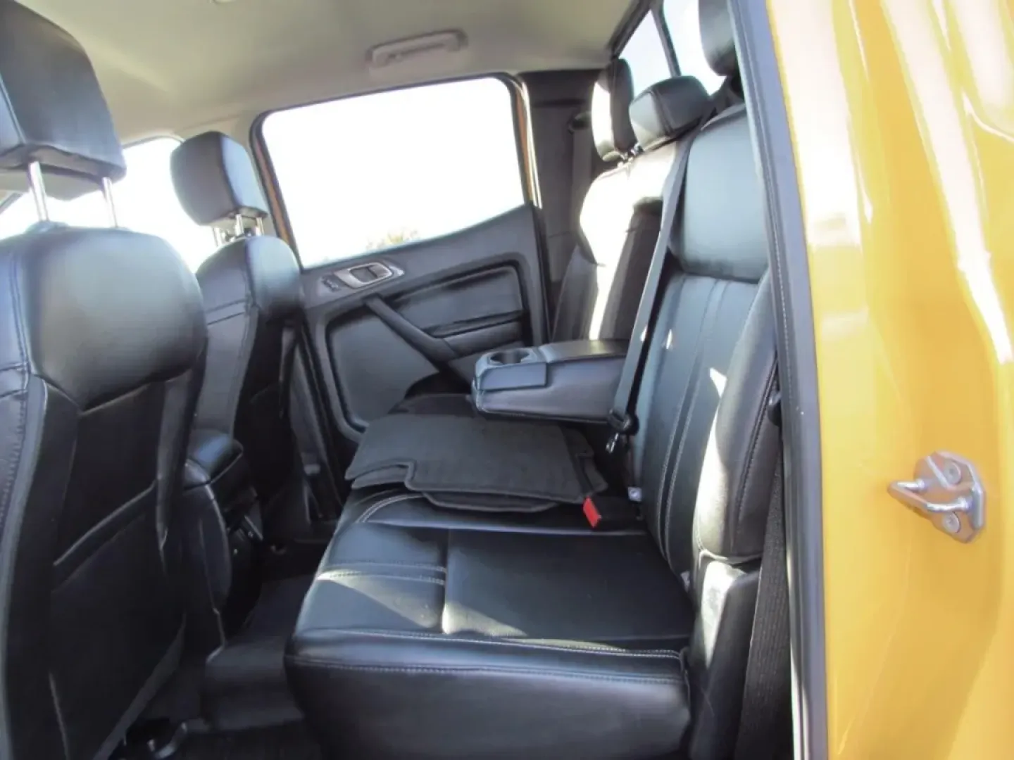 2021 /Ebony Ford Ranger Lariat (1FTER4FH2ML) with an Other engine, Automatic transmission, located at 12836 Highway 21, De Soto, MO, 63020, (636) 337-7777, 38.151867, -90.575615 - **Unleash Adventure with the 2021 Ford Ranger: Your Perfect Companion for Weekend Getaways!**<br /> <br /> Are you ready to elevate your lifestyle with a robust vehicle that's as adventurous as you are? Look no further than this exceptional 2021 Ford Ranger, available now at Pettus Ford De Soto. Per - Photo#24