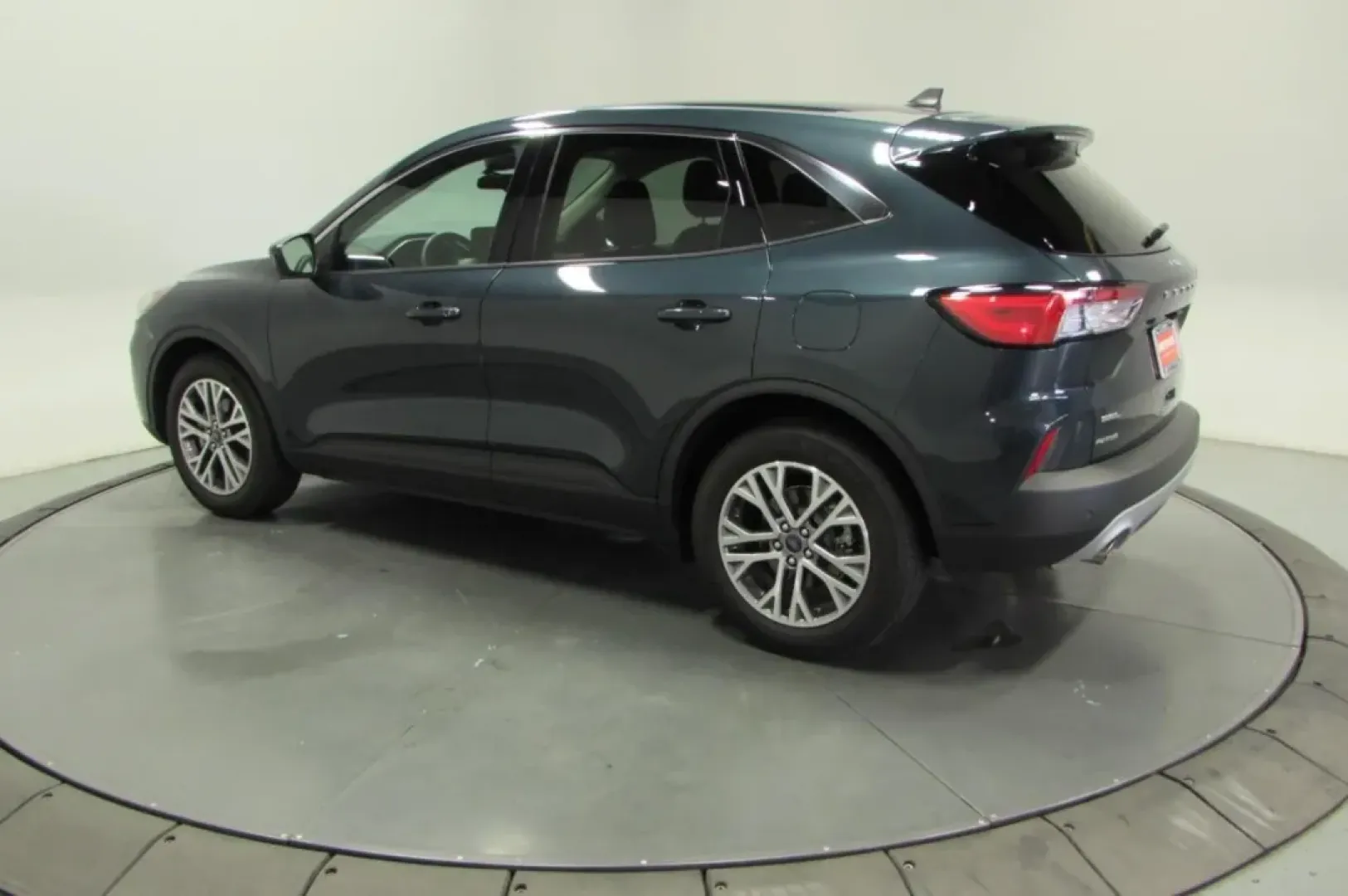 2022 /Sandstone Ford Escape SEL (1FMCU0H60NU) with an Other engine, Automatic transmission, located at 12836 Highway 21, De Soto, MO, 63020, (636) 337-7777, 38.151867, -90.575615 - **Embrace Adventure with the 2022 Ford Escape SEL! Perfect for Your Next Journey!**<br /> <br /> Are you searching for a vehicle that fits both your adventurous spirit and your everyday needs? Look no further than the 2022 Ford Escape SEL, a versatile SUV that combines comfort, efficiency, and style - Photo#4