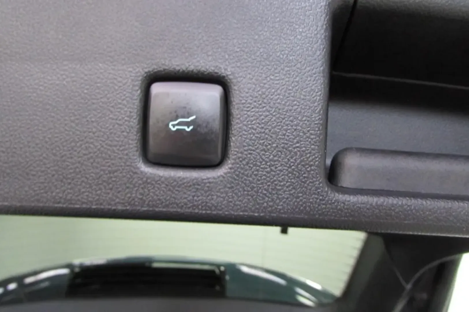 2022 /Sandstone Ford Escape SEL (1FMCU0H60NU) with an Other engine, Automatic transmission, located at 12836 Highway 21, De Soto, MO, 63020, (636) 337-7777, 38.151867, -90.575615 - **Embrace Adventure with the 2022 Ford Escape SEL! Perfect for Your Next Journey!**<br /> <br /> Are you searching for a vehicle that fits both your adventurous spirit and your everyday needs? Look no further than the 2022 Ford Escape SEL, a versatile SUV that combines comfort, efficiency, and style - Photo#28