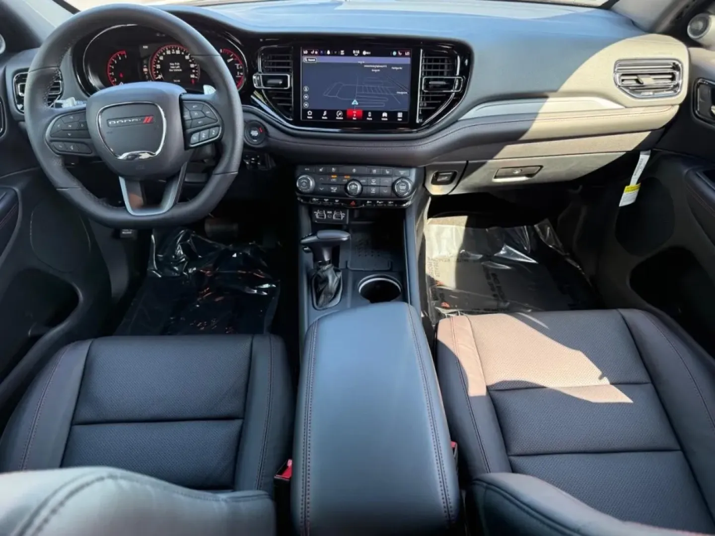 2025 /Red/Black/Ebony Leather Dodge Durango GT Plus (1C4RDJDGXSC) with an 3.6L V6 24V VVT UPG I engine, Automatic transmission, located at 970 Woodlawn Dr., Farmington, MO, 63640, (573) 431-7800, 37.825642, -90.468674 - Experience the thrill of the open road with the 2025 Dodge Durango, a perfect SUV for those who crave adventure without sacrificing comfort and safety. Imagine family weekend getaways, road trips with friends, or daily commutes made enjoyable with this versatile powerhouse. At Pettus CDJR Farmington - Photo#8