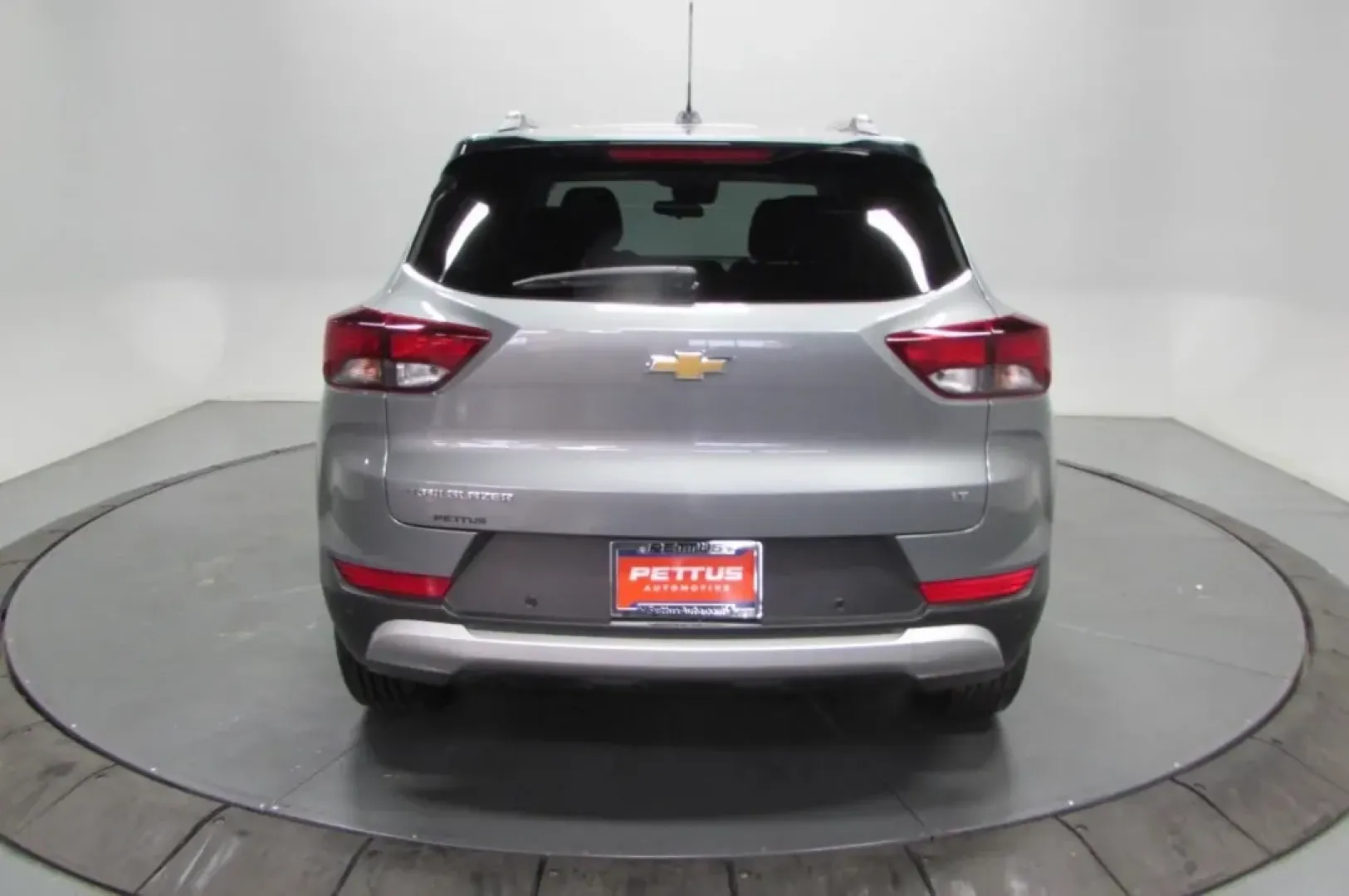 2024 /Jet Black/Medium Ash Gray Clot Chevrolet TrailBlazer LT (KL79MPSL8RB) with an Other engine, Automatic transmission, located at 12830 Highway 21, De Soto, MO, 63020, (636) 337-7777, 38.153099, -90.573624 - **Discover Your Next Adventure with the 2024 Chevrolet Trailblazer LT at Pettus CDJR DeSoto!**<br /> <br /> Are you ready to elevate your everyday lifestyle? Whether you're commuting to work, shuttling the kids, or prepping for weekend adventures, the 2024 Chevrolet Trailblazer LT is the perfect SUV - Photo#6