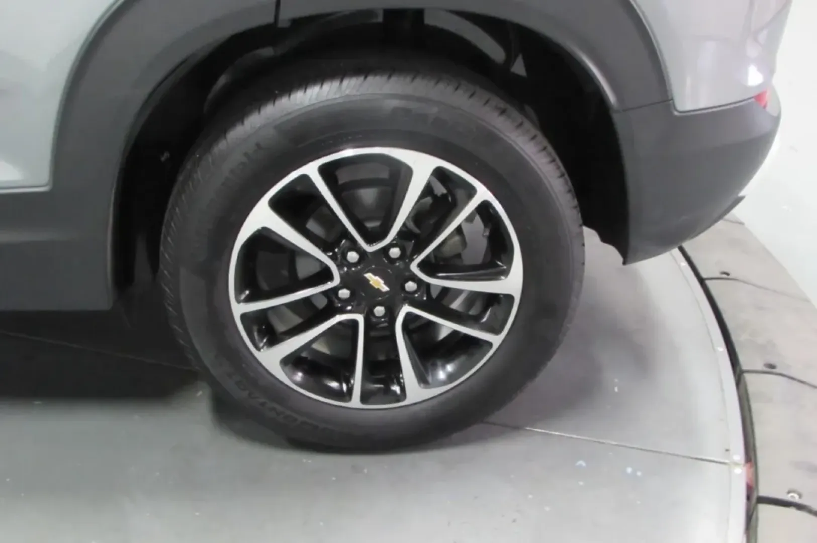 2024 /Jet Black/Medium Ash Gray Clot Chevrolet TrailBlazer LT (KL79MPSL8RB) with an Other engine, Automatic transmission, located at 12830 Highway 21, De Soto, MO, 63020, (636) 337-7777, 38.153099, -90.573624 - **Discover Your Next Adventure with the 2024 Chevrolet Trailblazer LT at Pettus CDJR DeSoto!**<br /> <br /> Are you ready to elevate your everyday lifestyle? Whether you're commuting to work, shuttling the kids, or prepping for weekend adventures, the 2024 Chevrolet Trailblazer LT is the perfect SUV - Photo#9