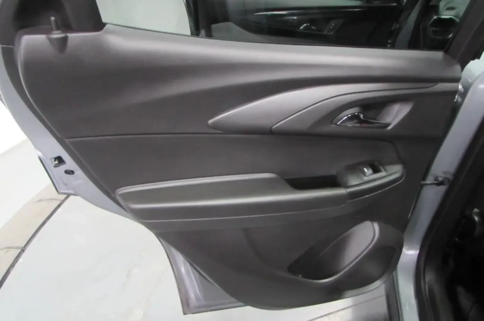 2024 /Jet Black/Medium Ash Gray Clot Chevrolet TrailBlazer LT (KL79MPSL8RB) with an Other engine, Automatic transmission, located at 12830 Highway 21, De Soto, MO, 63020, (636) 337-7777, 38.153099, -90.573624 - **Discover Your Next Adventure with the 2024 Chevrolet Trailblazer LT at Pettus CDJR DeSoto!**<br /> <br /> Are you ready to elevate your everyday lifestyle? Whether you're commuting to work, shuttling the kids, or prepping for weekend adventures, the 2024 Chevrolet Trailblazer LT is the perfect SUV - Photo#22