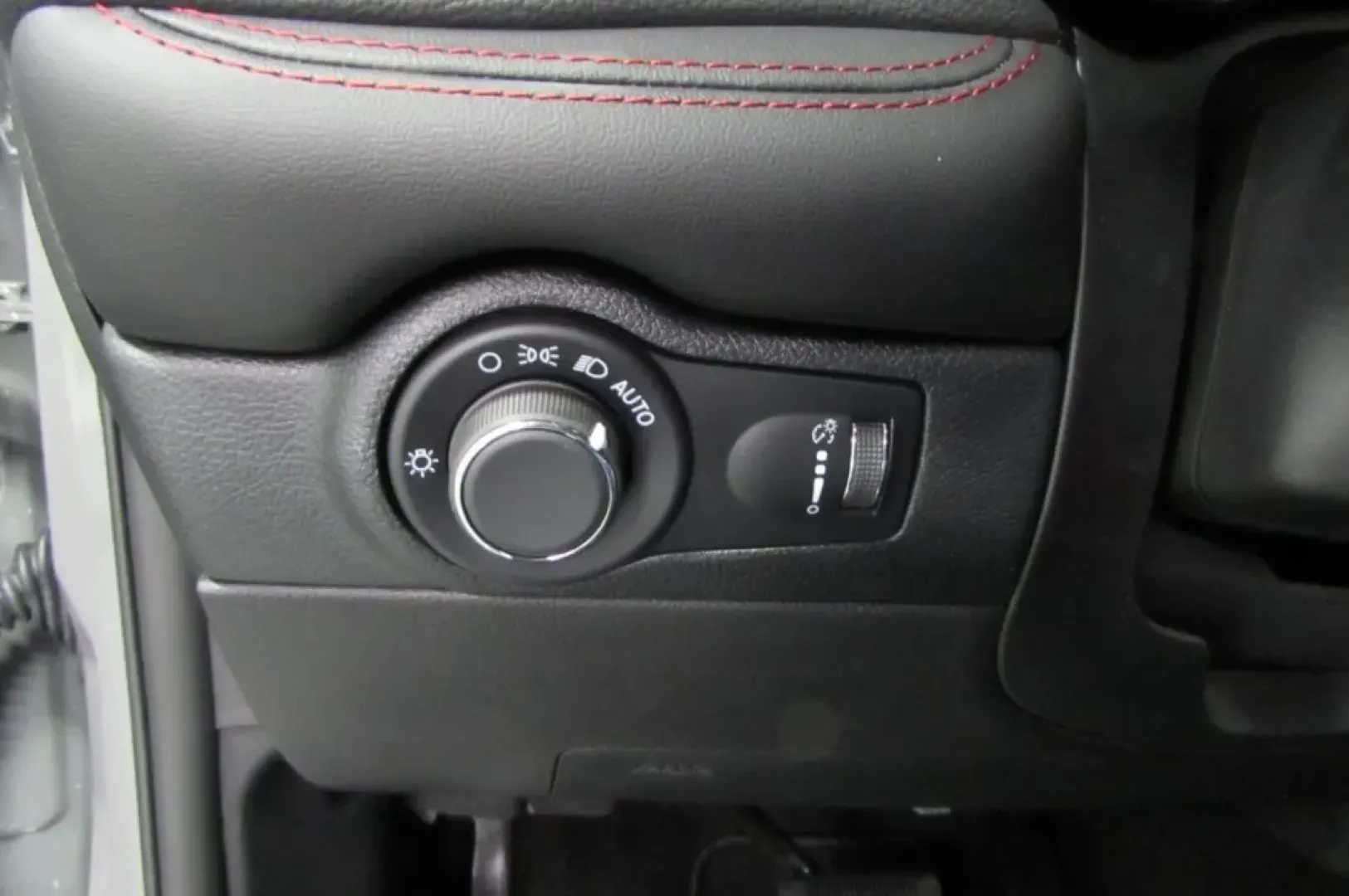 2025 /Black Leather Dodge Durango GT Plus (1C4RDJDG8SC) with an Other engine, Automatic transmission, located at 12830 Highway 21, De Soto, MO, 63020, (636) 337-7777, 38.153099, -90.573624 - Embrace the spirit of adventure with this stunning 2025 Dodge Durango, now available at Pettus CDJR DeSoto, your trusted OEM dealership in De Soto, MO. Perfectly suited for weekend getaways, family road trips, or even your daily commute, this SUV offers a blend of performance, comfort, and technolog - Photo#10